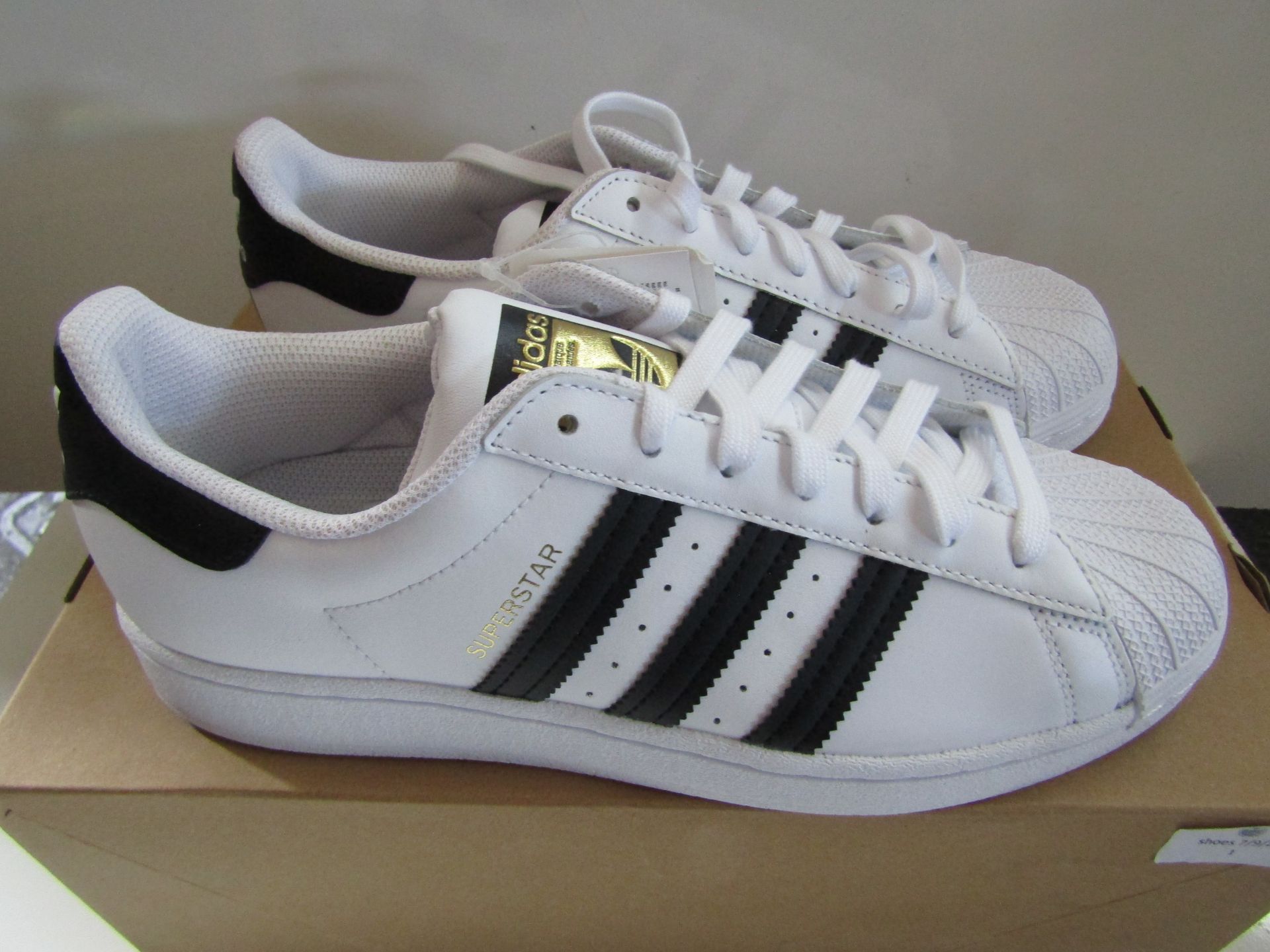 Adidas Superstar Black/White Trainers Size 8 New & Boxed