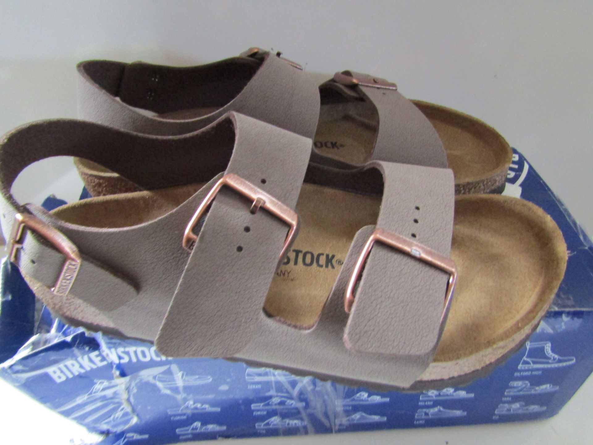 Birkenstock Sandal Brown Size 39 ( Although New & Unworn The Buckle Needs A Repair Right Sandal)