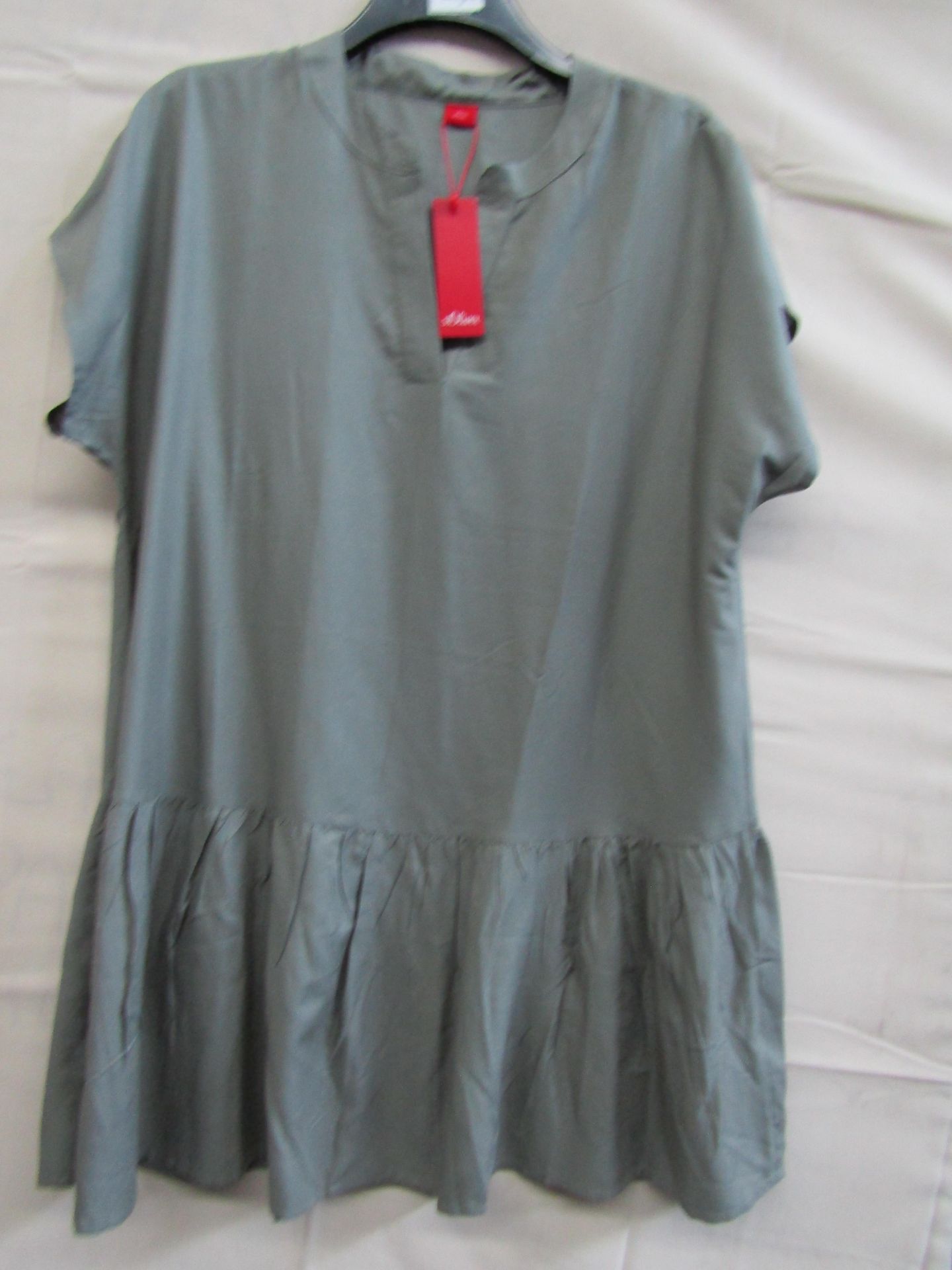 S. Oliver Top/Dress Sage Green Size 20 New With Tags