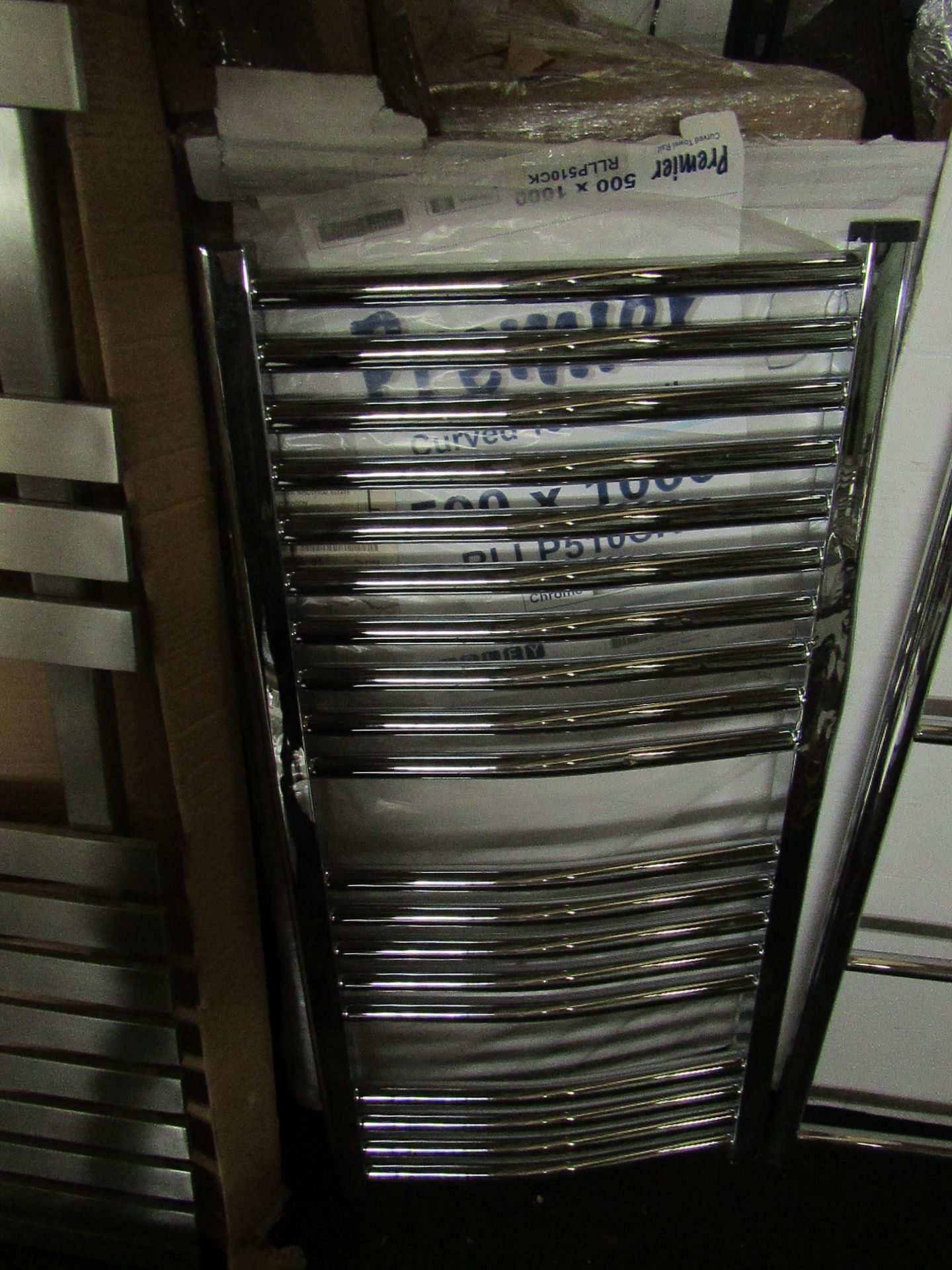 Arley Professional - Loco Curved Towel Rail Chrome - 500x1000mm - Looks To Be In Good Condition,