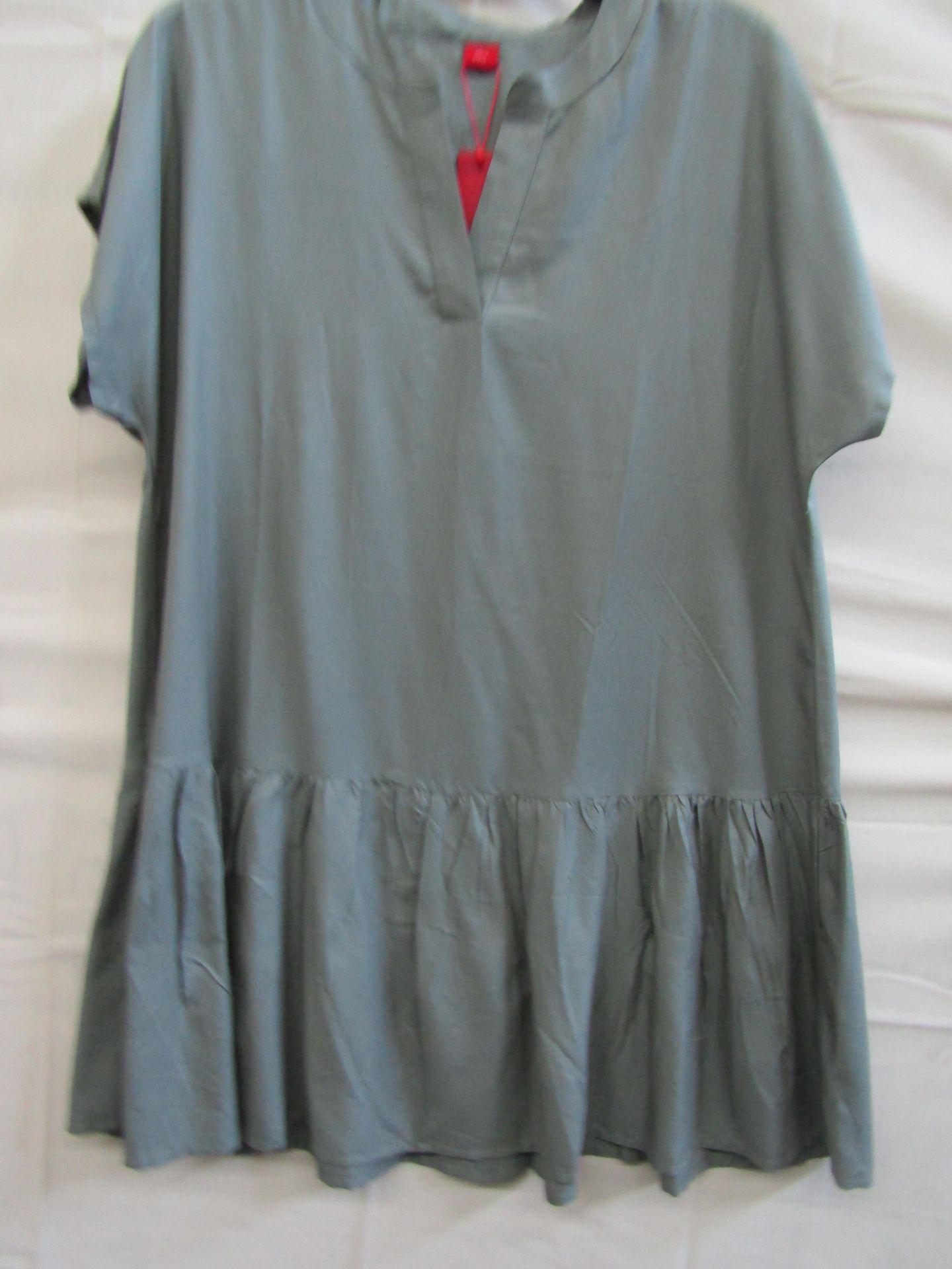 S. Oliver Top/Dress Sage Green Size 20 New With Tags