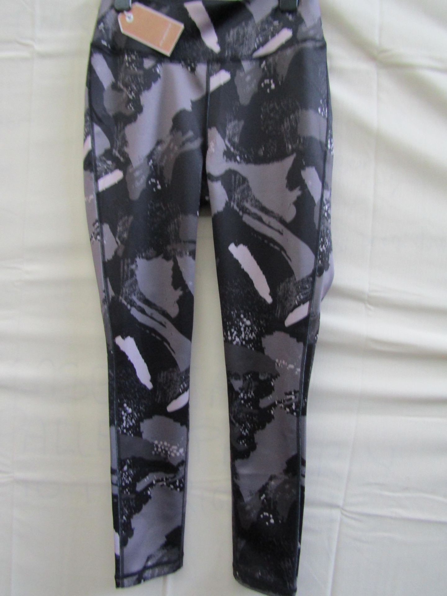 Ocean Sports Wear Running Pants Approx Size S/M ( May Have Been Worn ) Tags Attatched