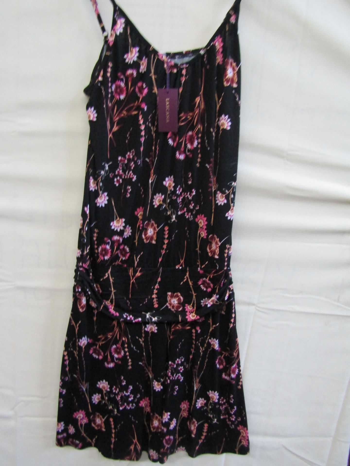 Lascana Dress With Pulled In Waist Size 40 ( May Have Been Worn ) Has Tags Attatched