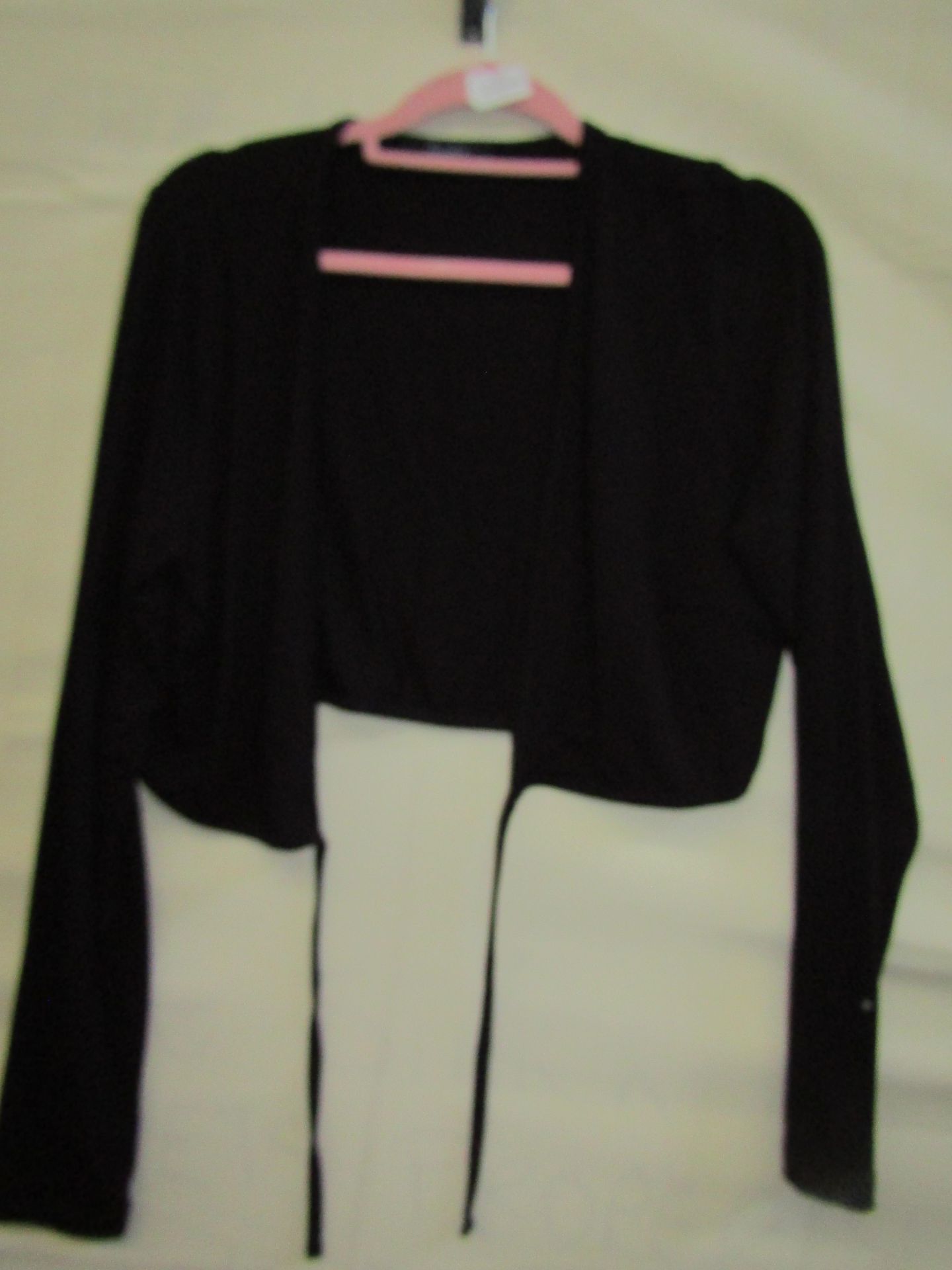 Aniston Selection Cropped Black Top With String Fastner Size 16 New With Tags