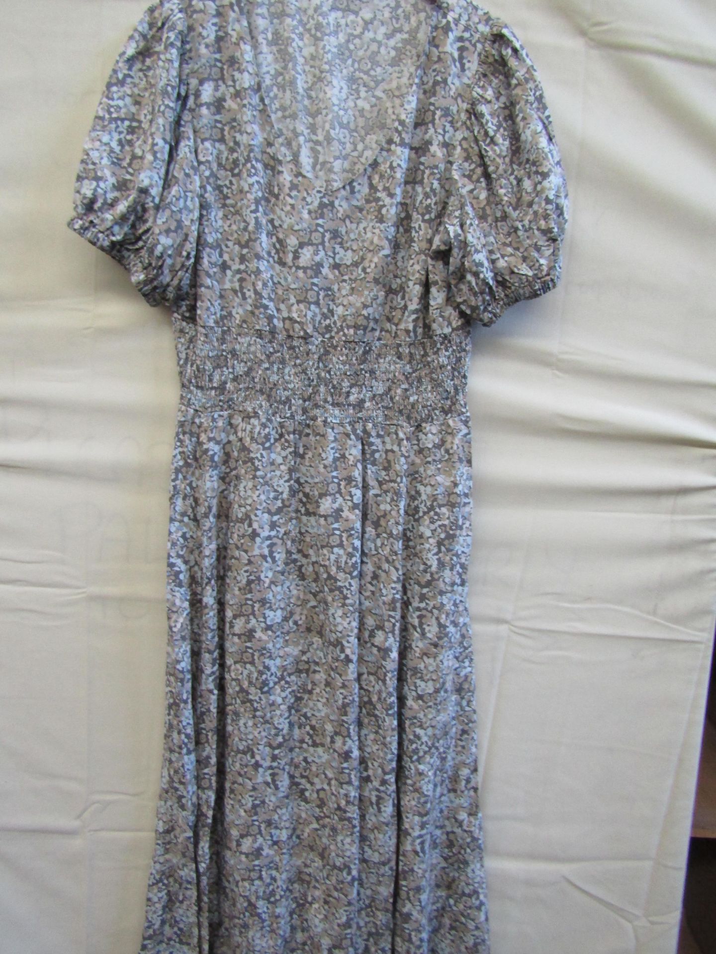 Vivance Long Floral Cotton Dress Size 18 Looks Unworn No Tags