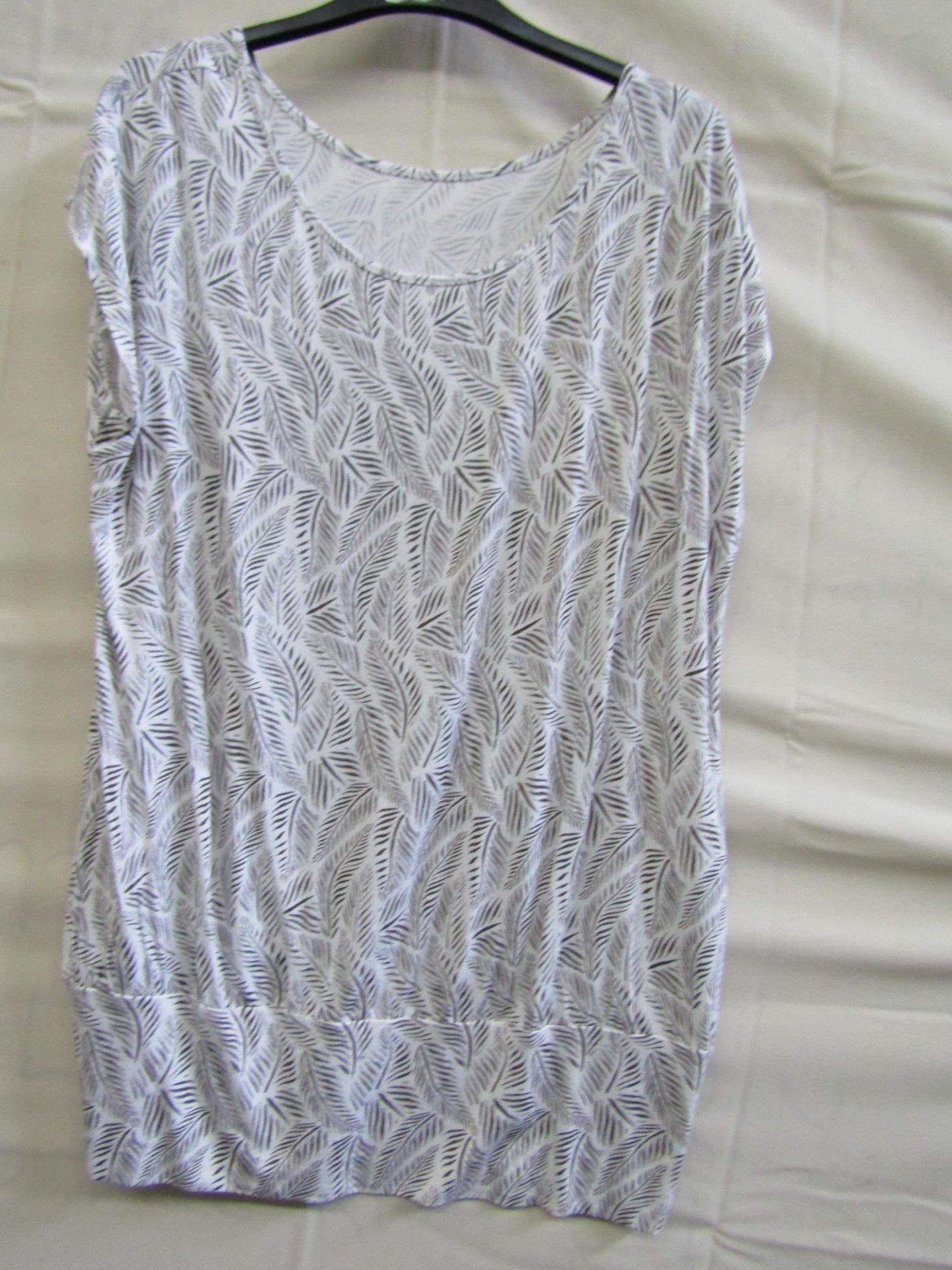 Lascana Top Size 16/18 May Have Been Worn No Tags