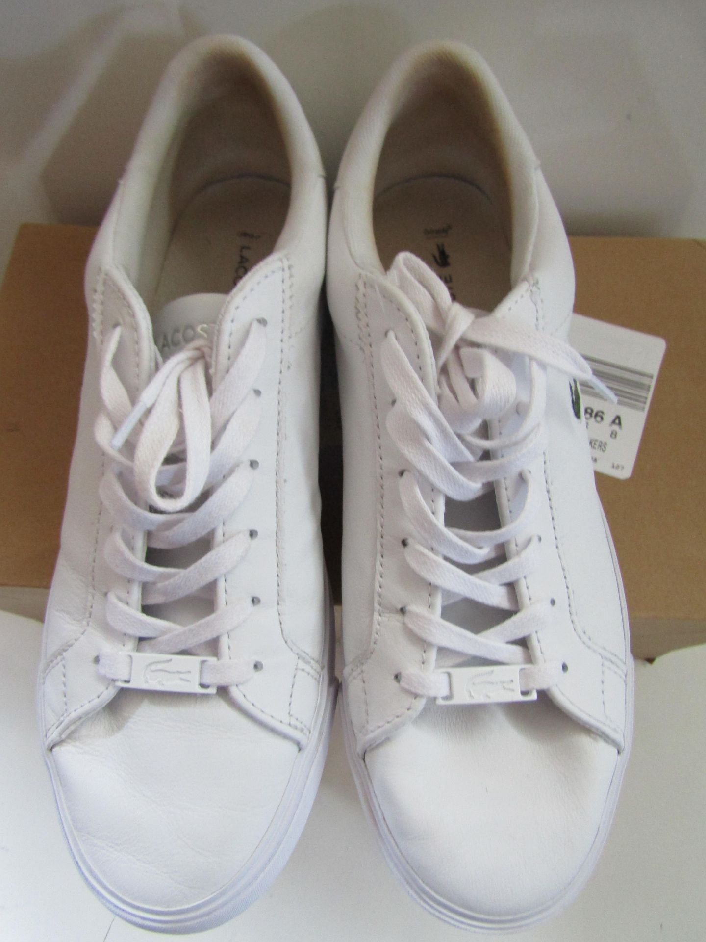 Lacoste Sneaker White Size 8 ( They Have Been Worn Fair Condition ) - Image 3 of 3