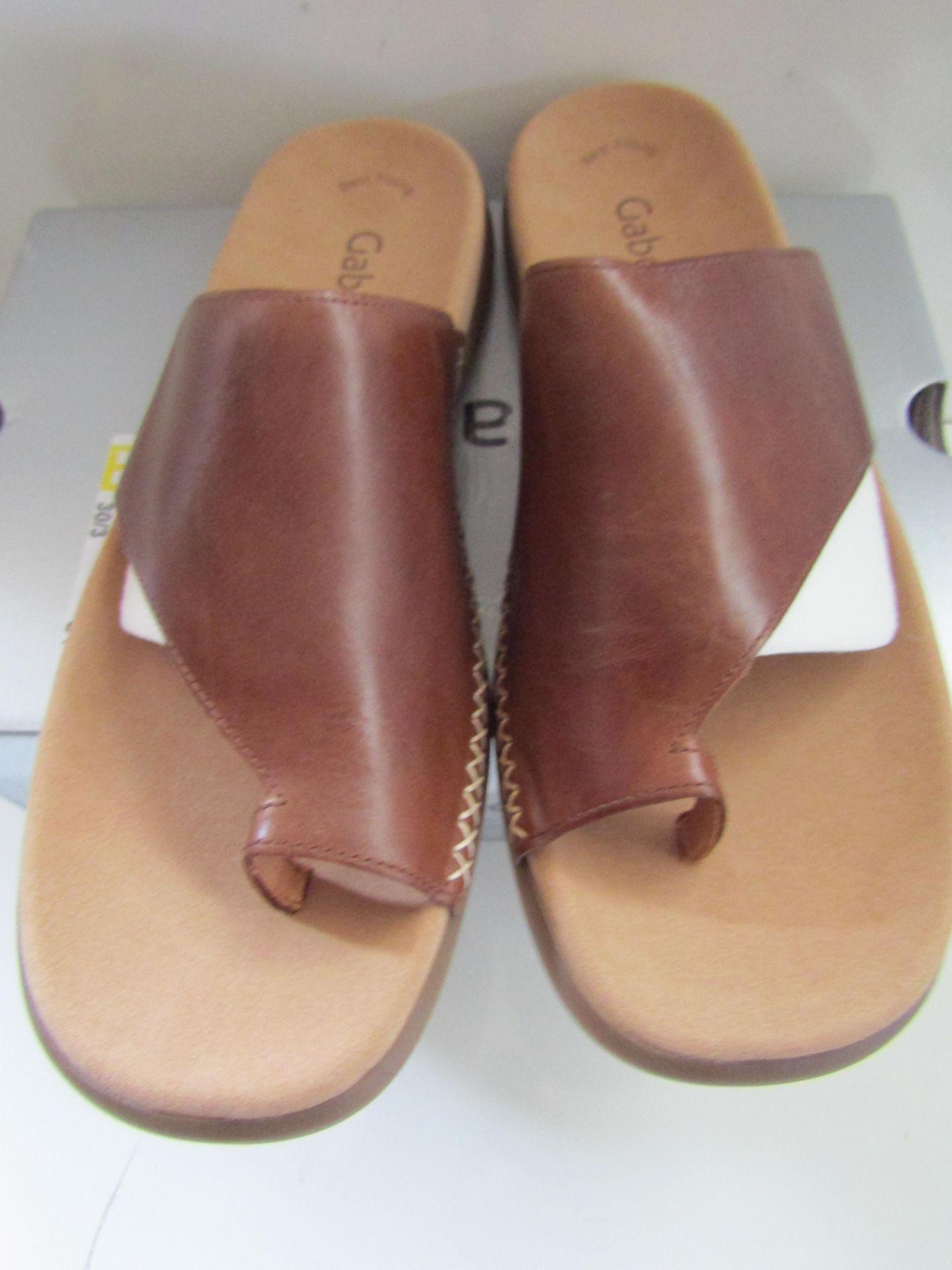 Gabor Brown Leather Thonged Sandal Size 44 New & Boxed - Image 3 of 3