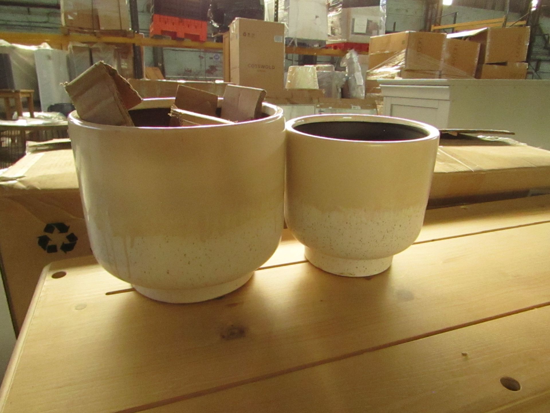 Cox & Cox Two Dipped Glaze Speckled Planters RRP Â£45.00 - The items in this lot are thought to be