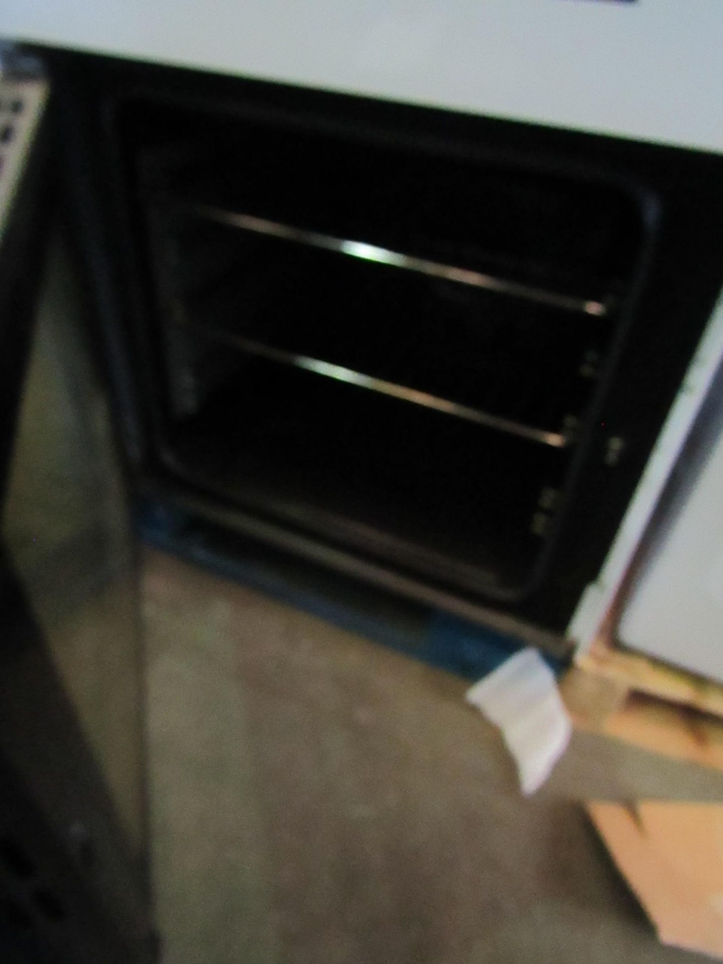 Hisense Ceramic Cooker HDE3211BWUK_WH White RRP ??479.00 - This item looks to be in good condition - Image 4 of 4