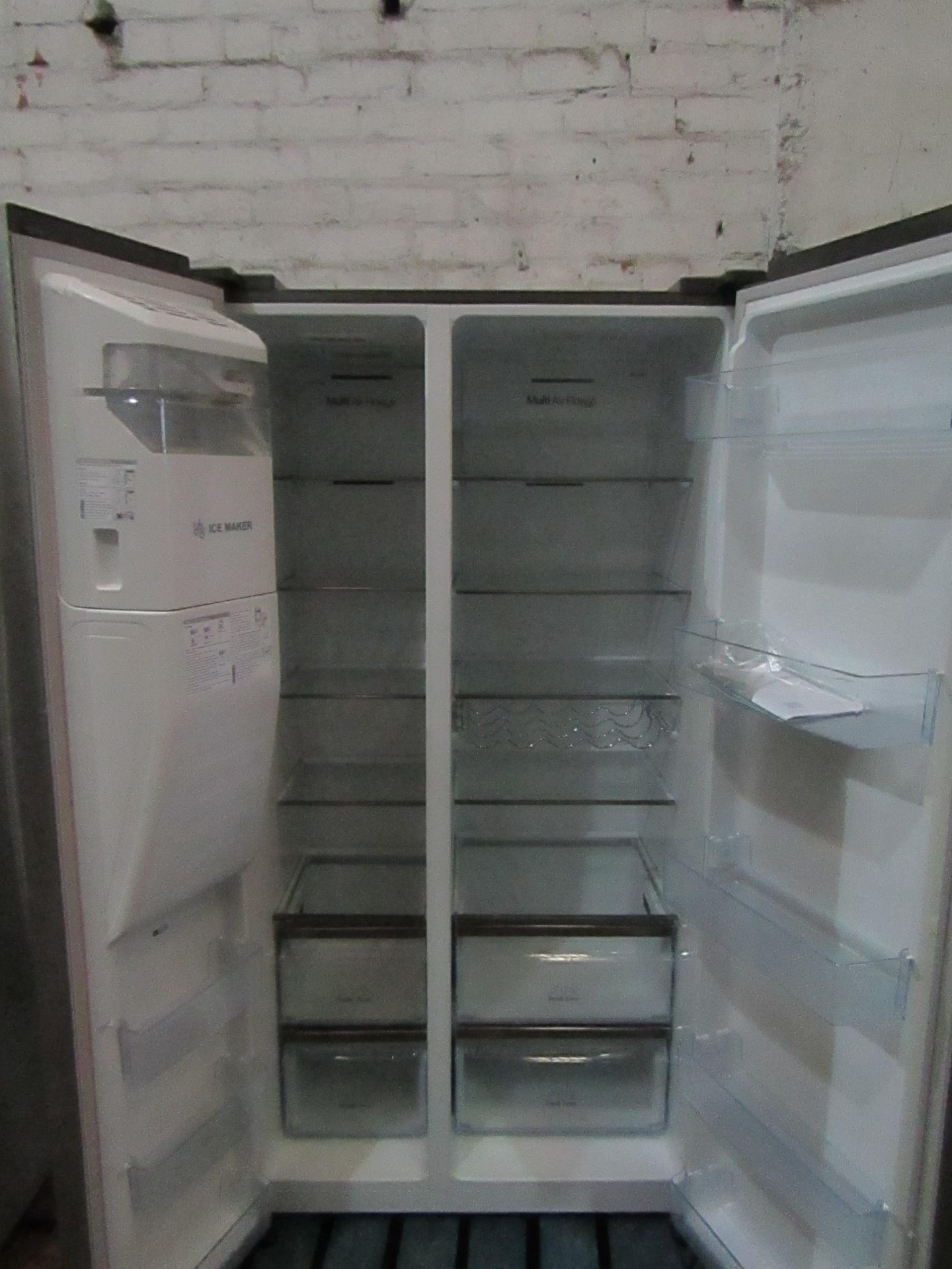 Hisense American fridge Freezer with water/ice dispenser, tested working for coldness in bboth - Image 2 of 2