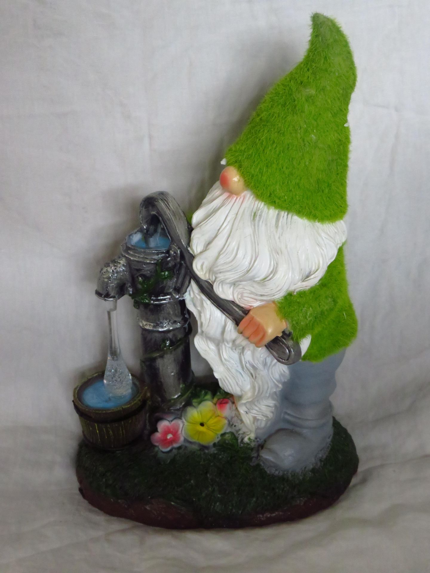 Gnome outdoor solar decoration, boxed.