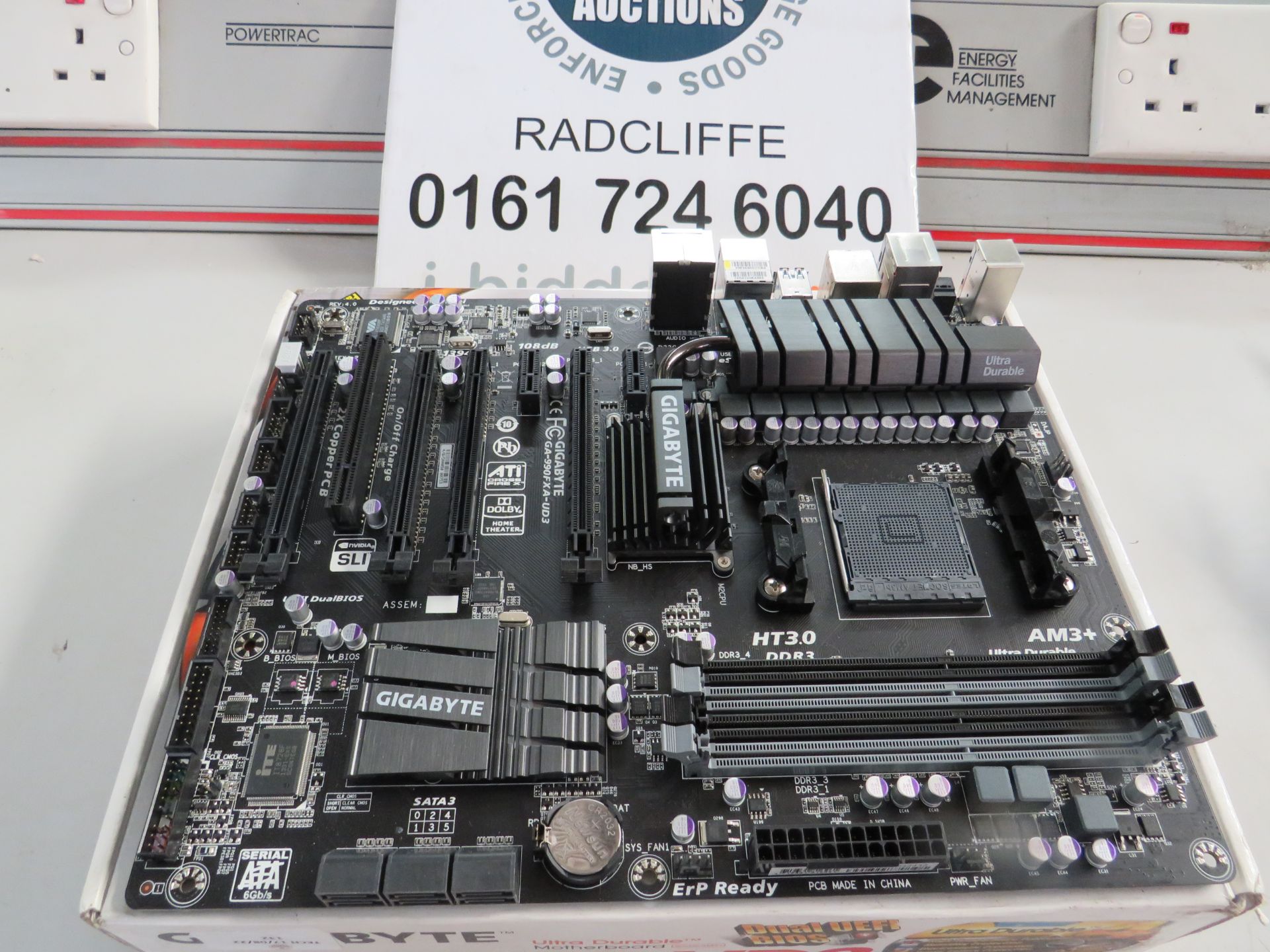Gigabyte 990FXA-UD3 motherboard, unchecked, comes in original box