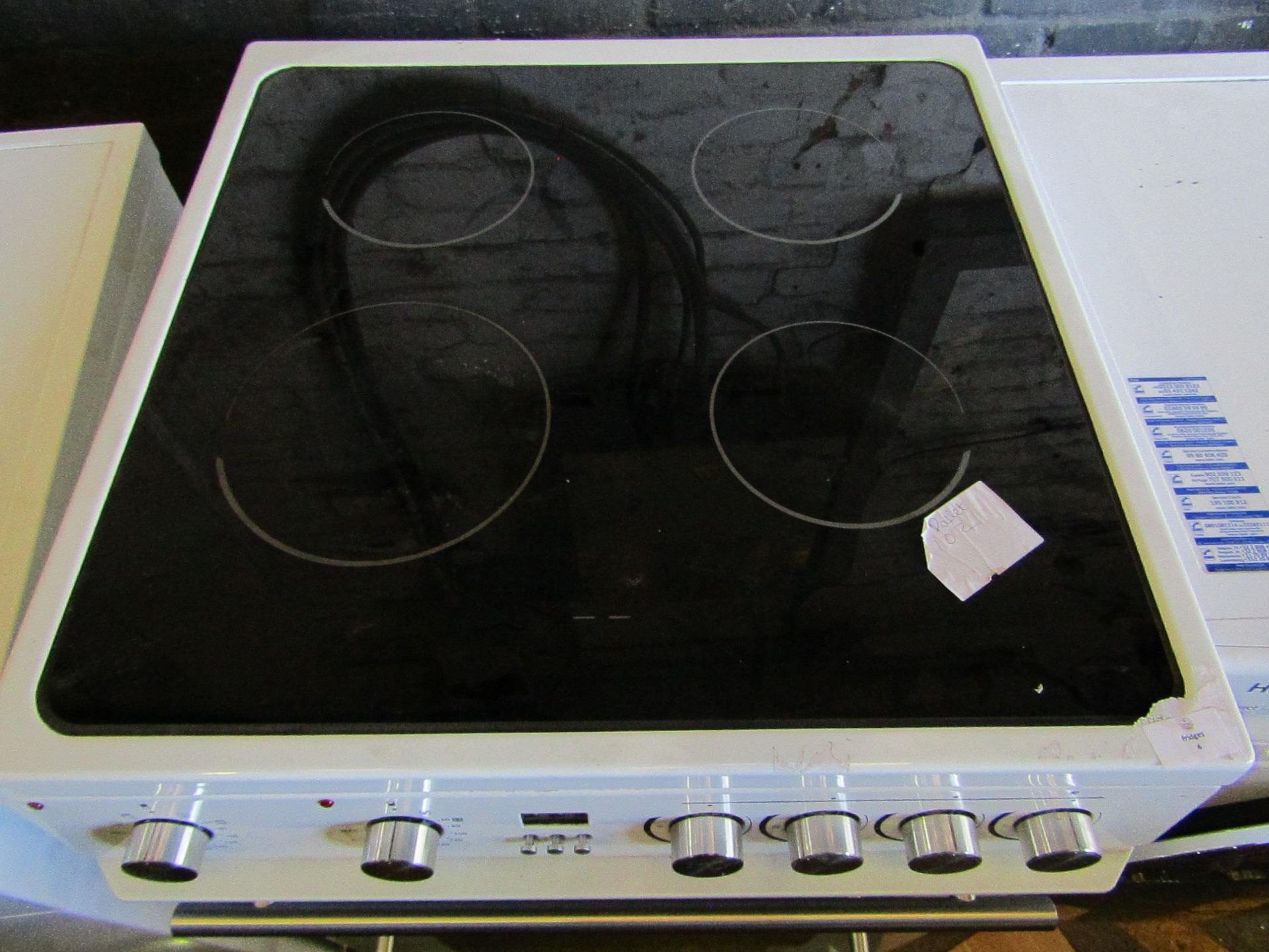 Hisense Ceramic Cooker HDE3211BWUK_WH White RRP ??479.00 - This item looks to be in good condition - Image 2 of 5