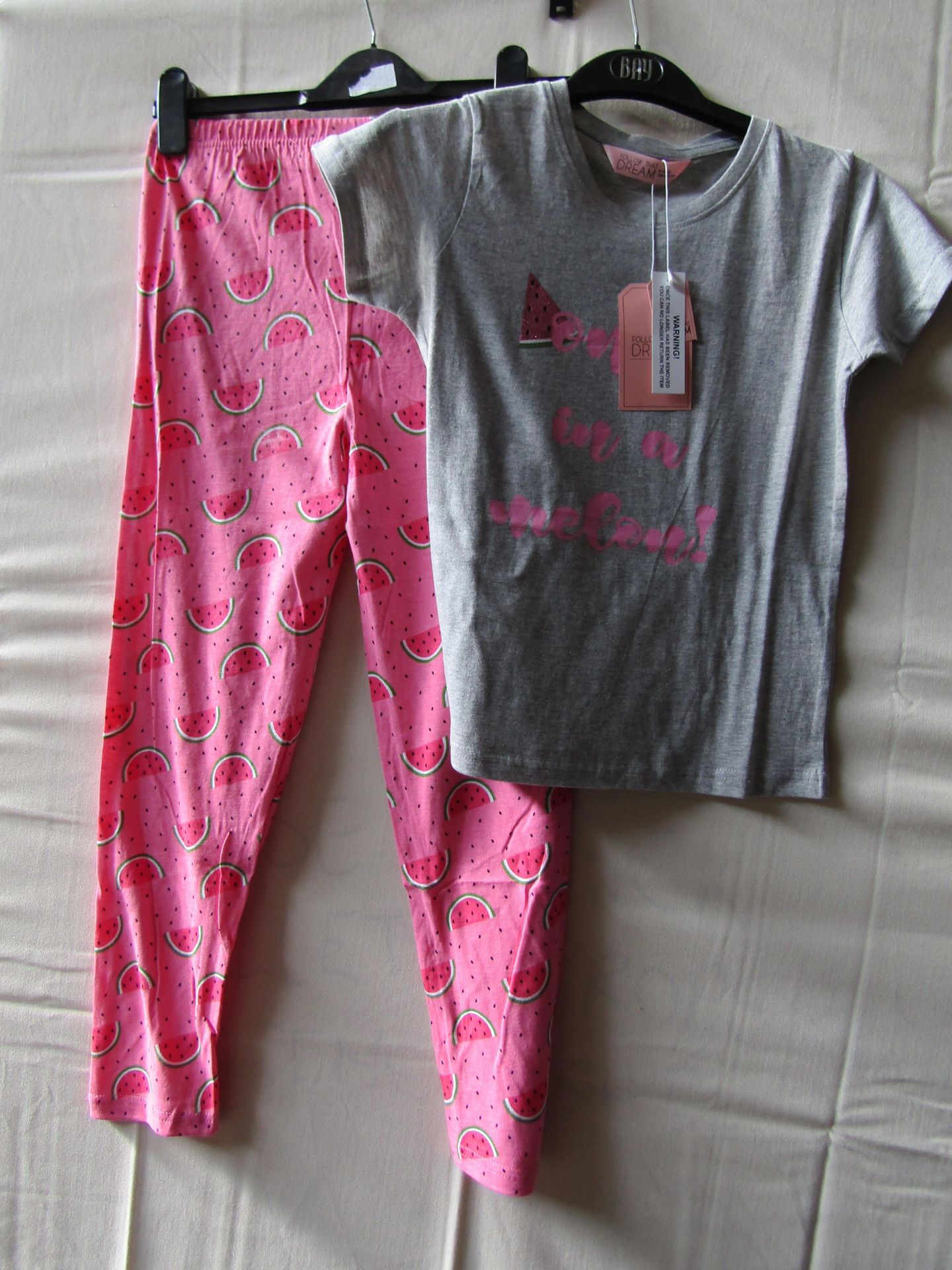 Follow That Dream Girls Jersey Fun Print Top & Leggings Pyjama Set Aged 11-12yrs New & Packaged