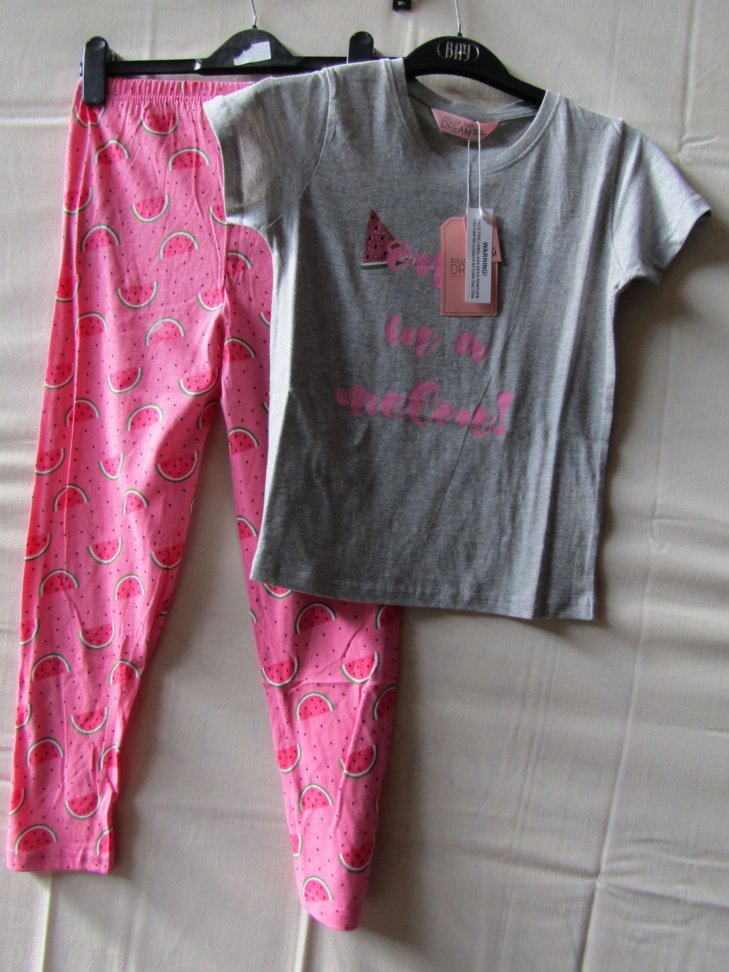 Follow That Dream Girls Jersey Fun Print Top & Leggings Pyjama Set Aged 9-10yrs New & Packaged