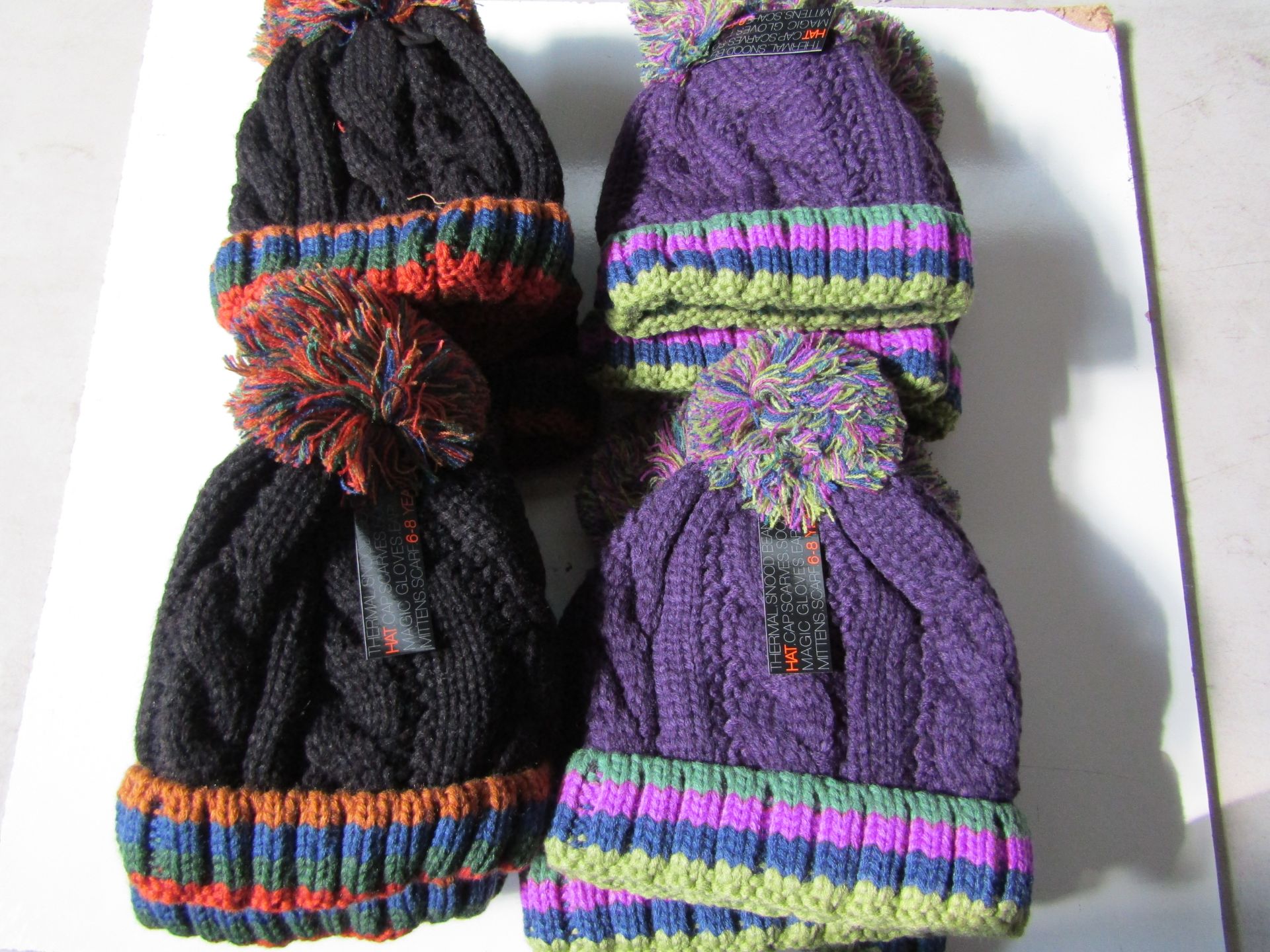 12 X Kids Chunky Bobble Hats 6 X 3-4 yrs & 6 X 7-10yrs All New With Tags