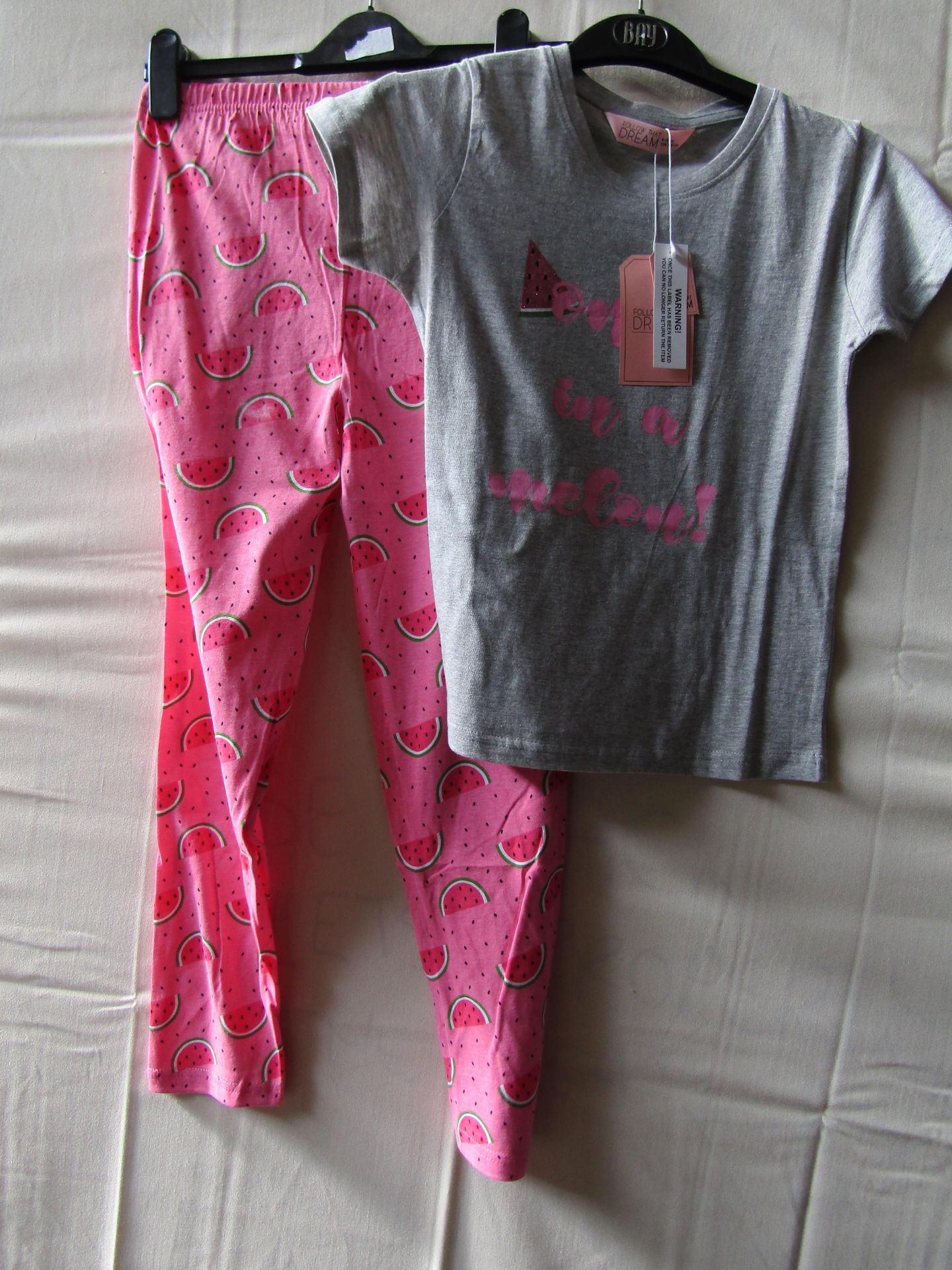 Follow That Dream Girls Jersey Fun Print Top & Leggings Pyjama Set Aged 11-12yrs New & Packaged