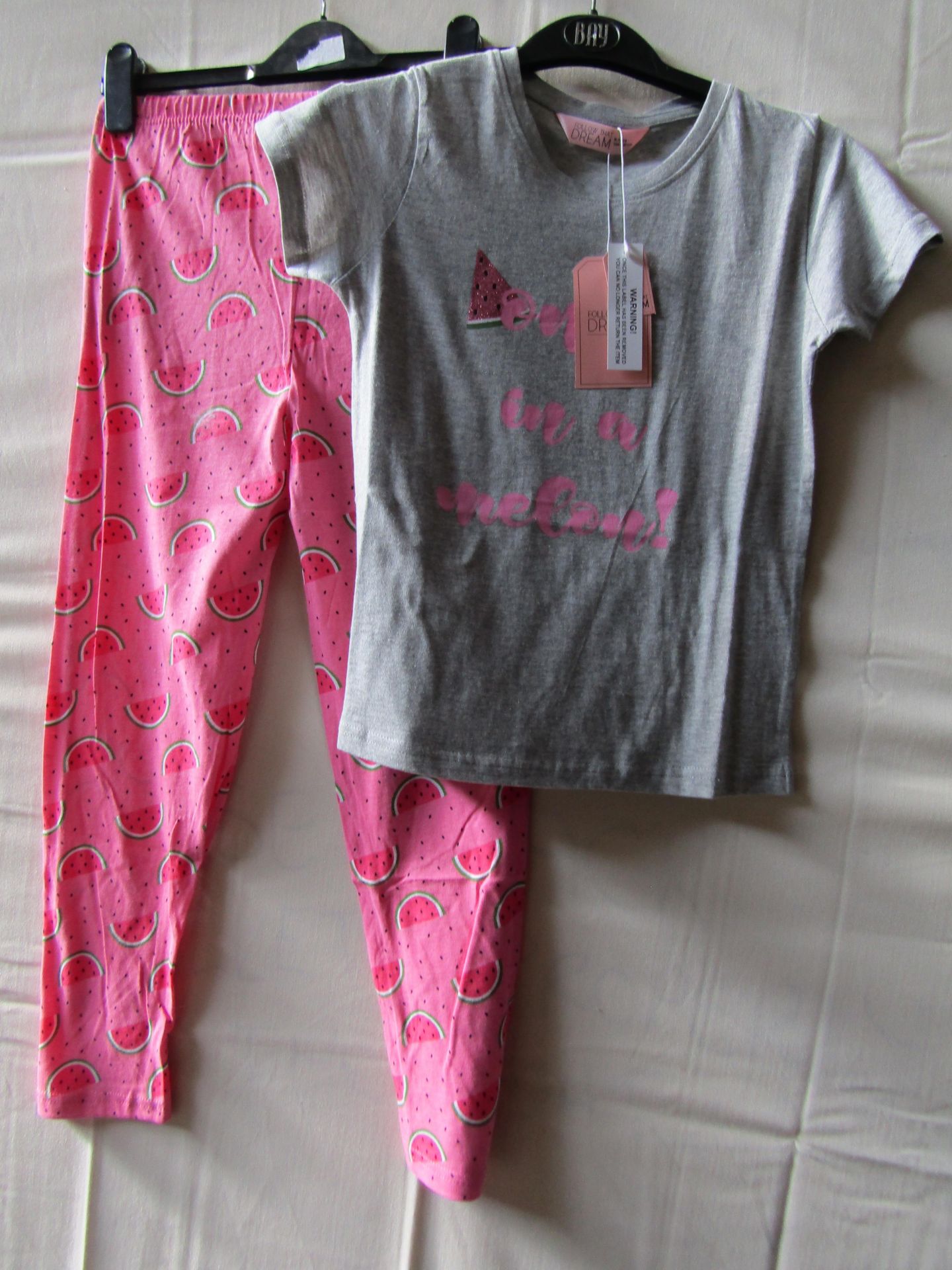 Follow That Dream Girls Jersey Fun Print Top & Leggings Pyjama Set Aged 9-10yrs New & Packaged