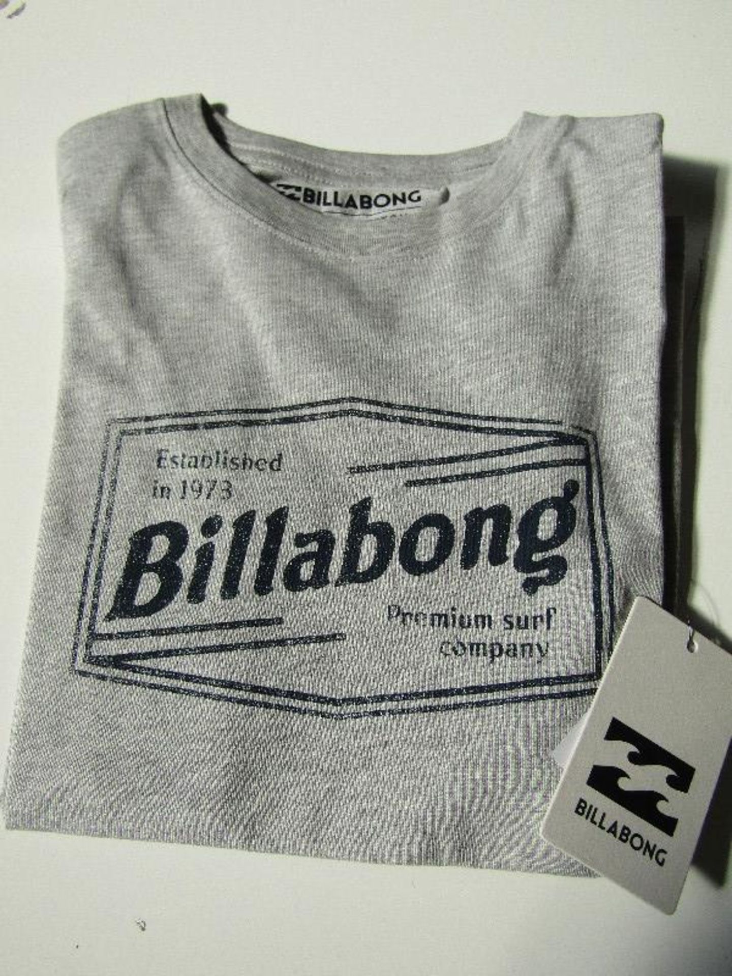 Billabong T/Shirt Grey Aged 13yrs New & Packaged