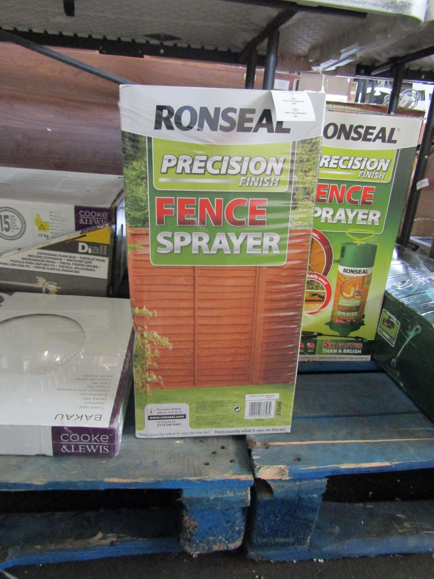 Ronseal fence sprayer, unchecked and boxed.