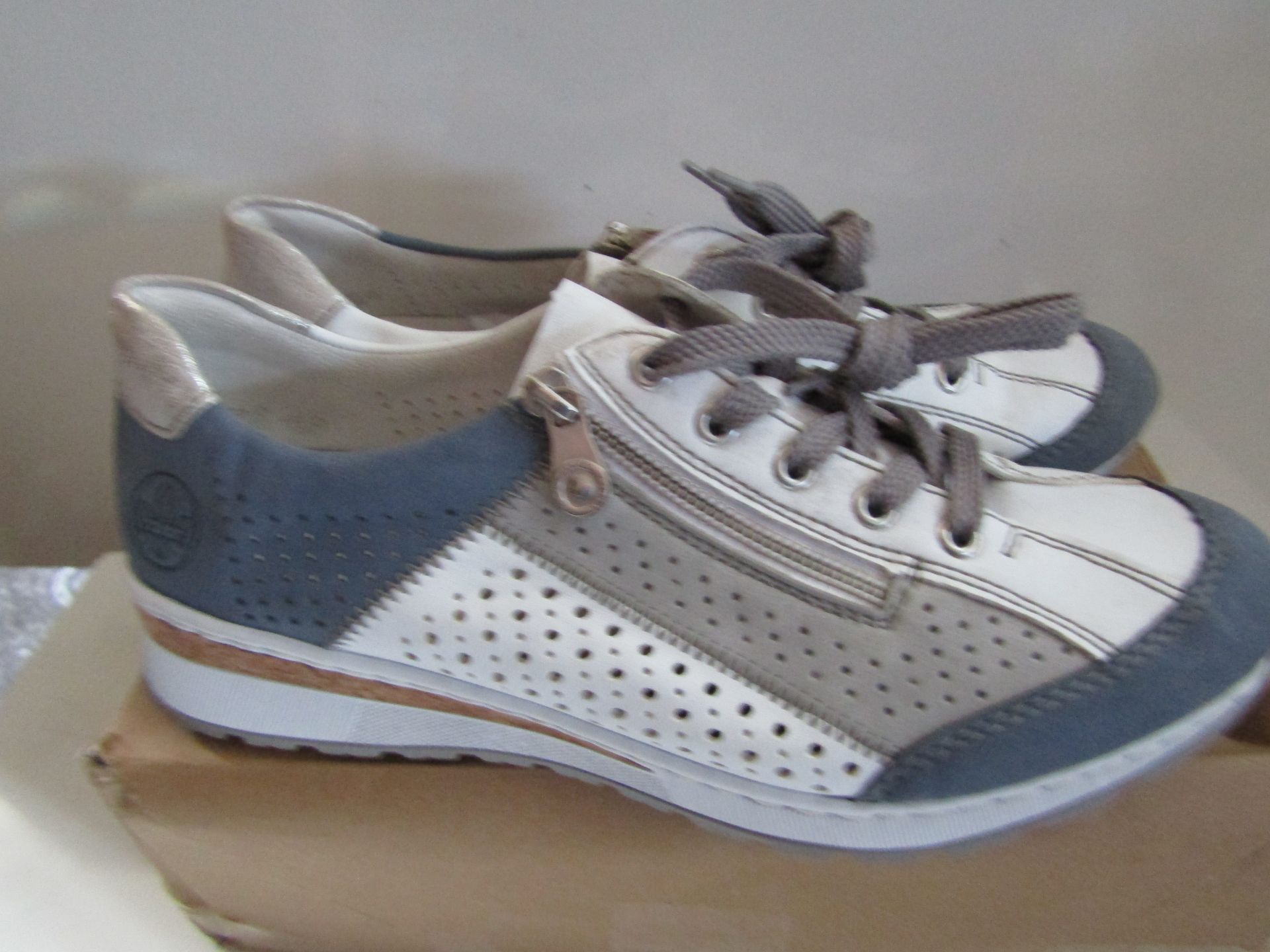 Rieker Anti-Stress Sole Shoe Size 42 ( Slightly Shop Soiled )Boxed