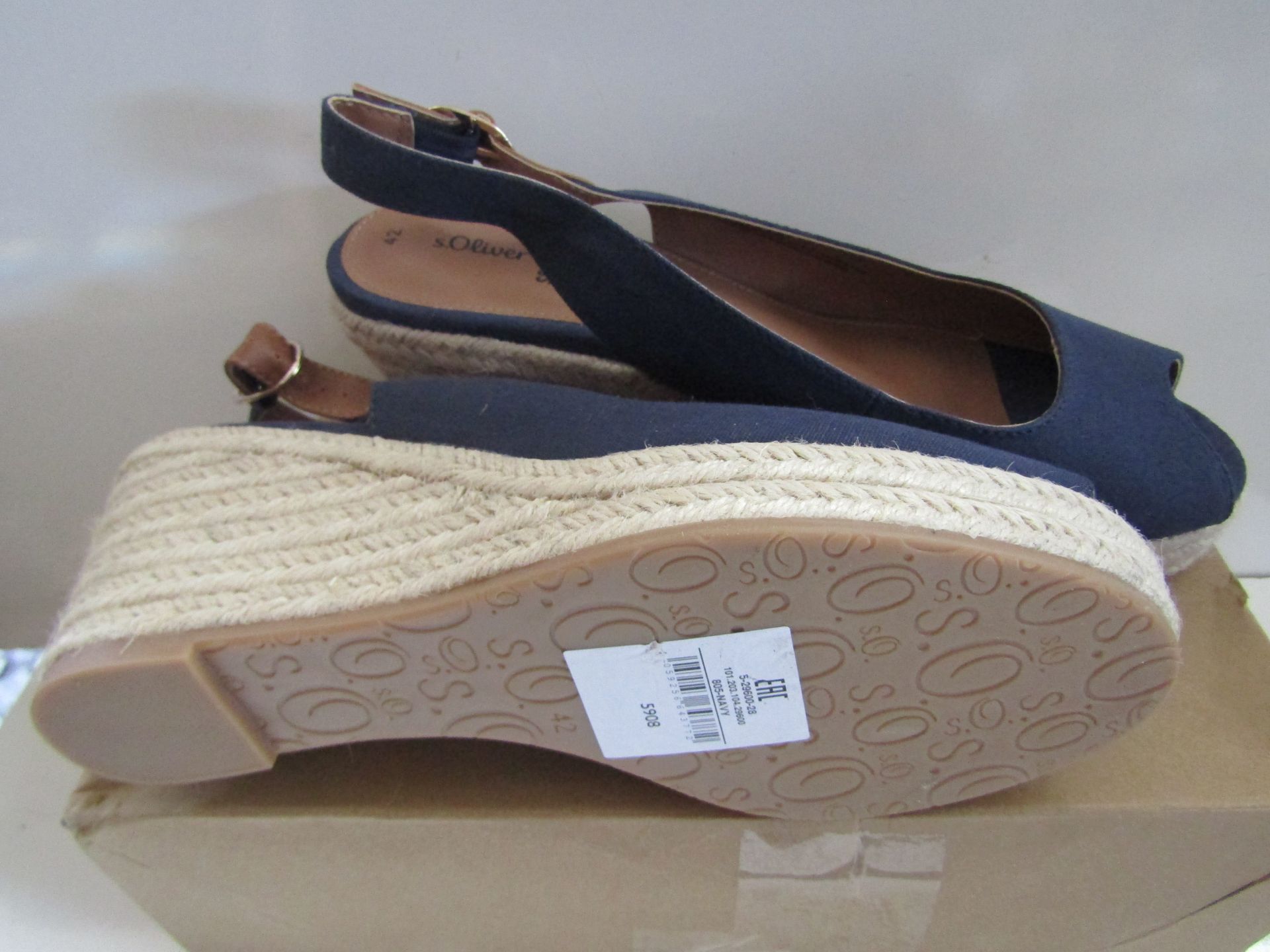 S.Oliver Wedge Shoe Navy Size 8 New & Boxed - Image 2 of 3