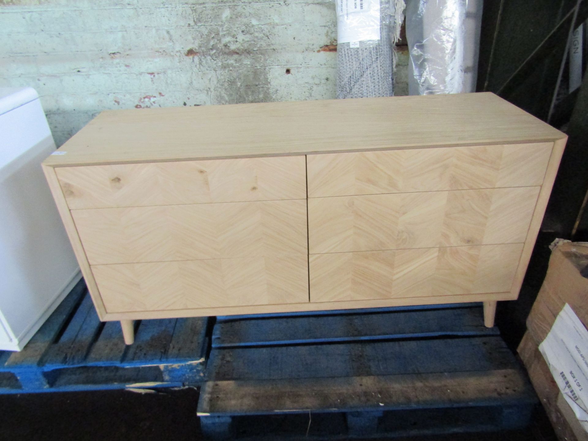 Moot Group Gallery Direct Milano 6 Drawer Chest - Appears to be in Very Good Condition With all