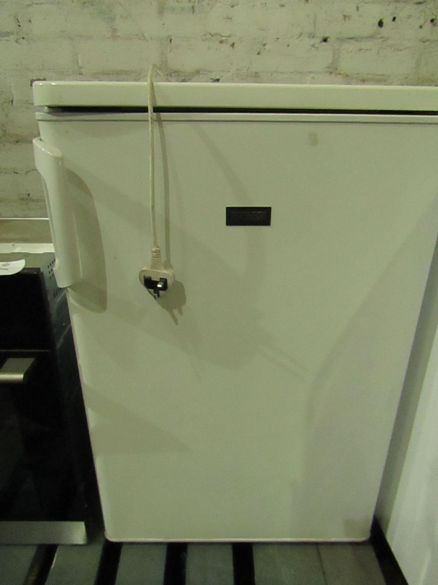 Zanussi - UnderCounter Free-Standing Fridge - Item Tested Working For Coldness.