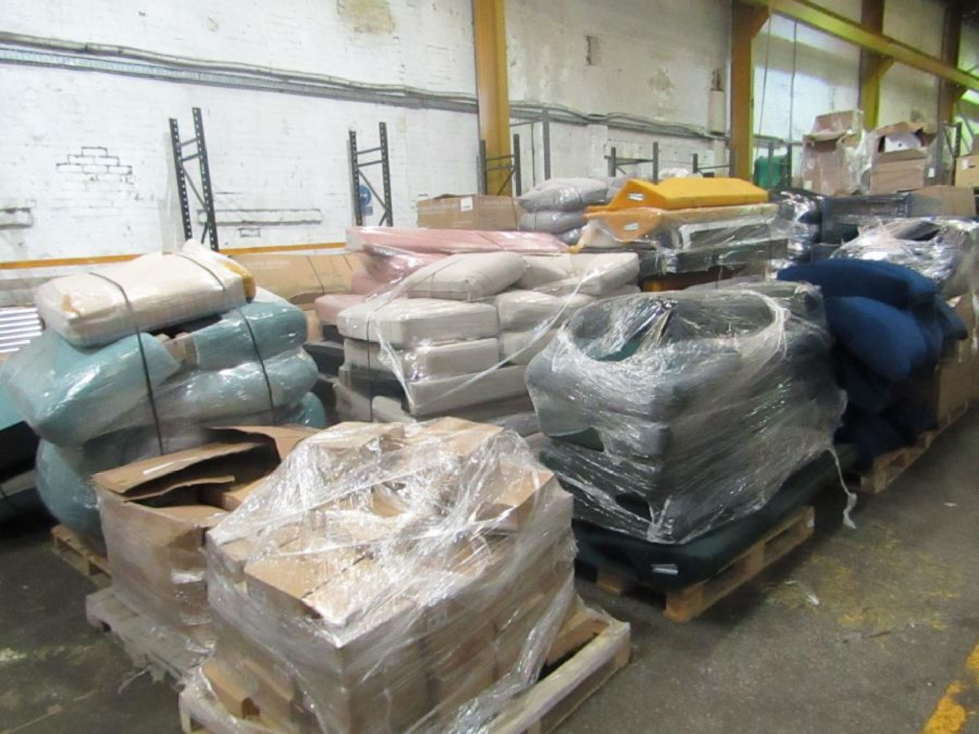 0% Buyers Premium, 24 Pallets of Genuine SNUG SOFA parts - Mixed Lots of Bases Backs Arms Cushions
