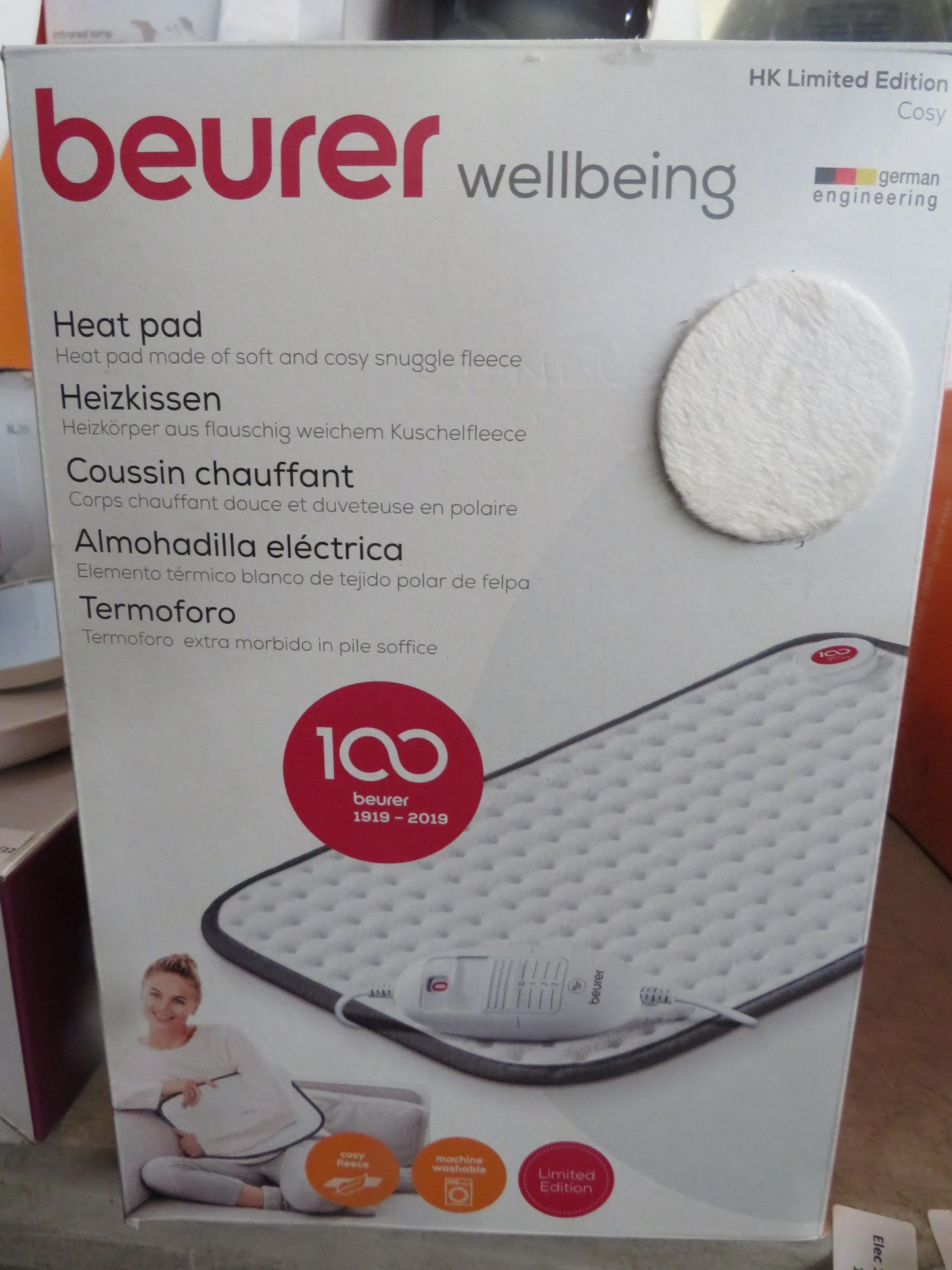 Buerer HK Limited edition cosy heat pad, grade b, boxed