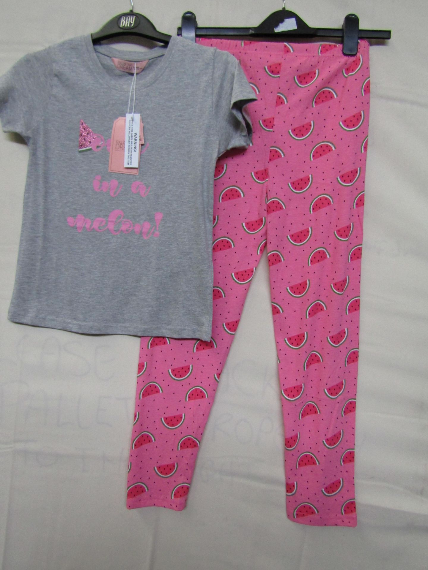 Follow That Dream Girls Jersey Fun Print Top & Leggings Pyjama Set Aged 11-12yrs New & Packaged