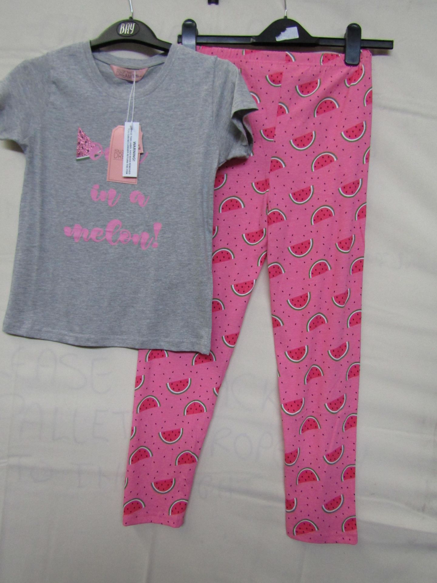 Follow That Dream Girls Jersey Fun Print Top & Leggings Pyjama Set Aged 11-12yrs New & Packaged