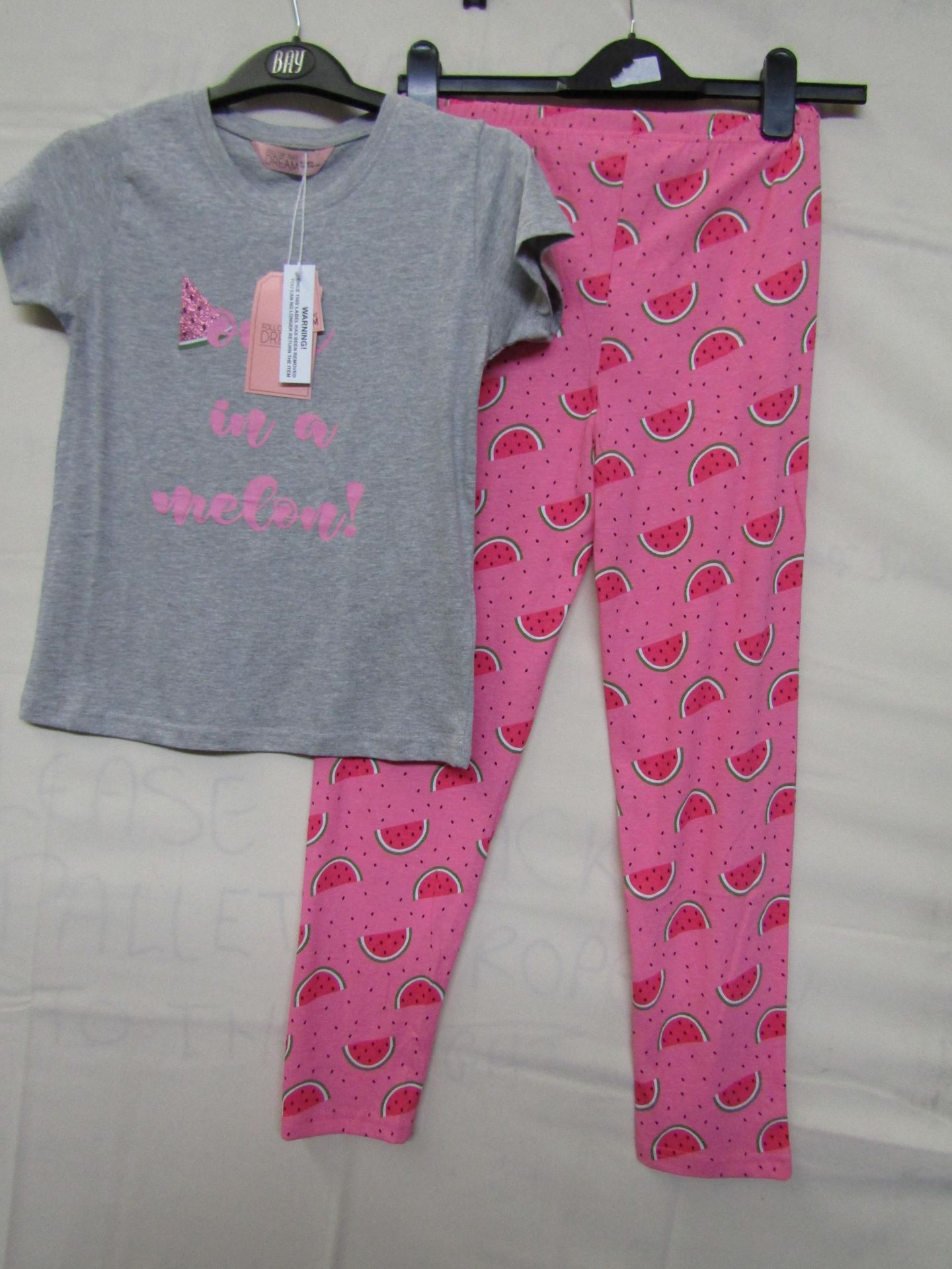 Follow That Dream Girls Jersey Fun Print Top & Leggings Pyjama Set Aged 11-12yrs New & Packaged