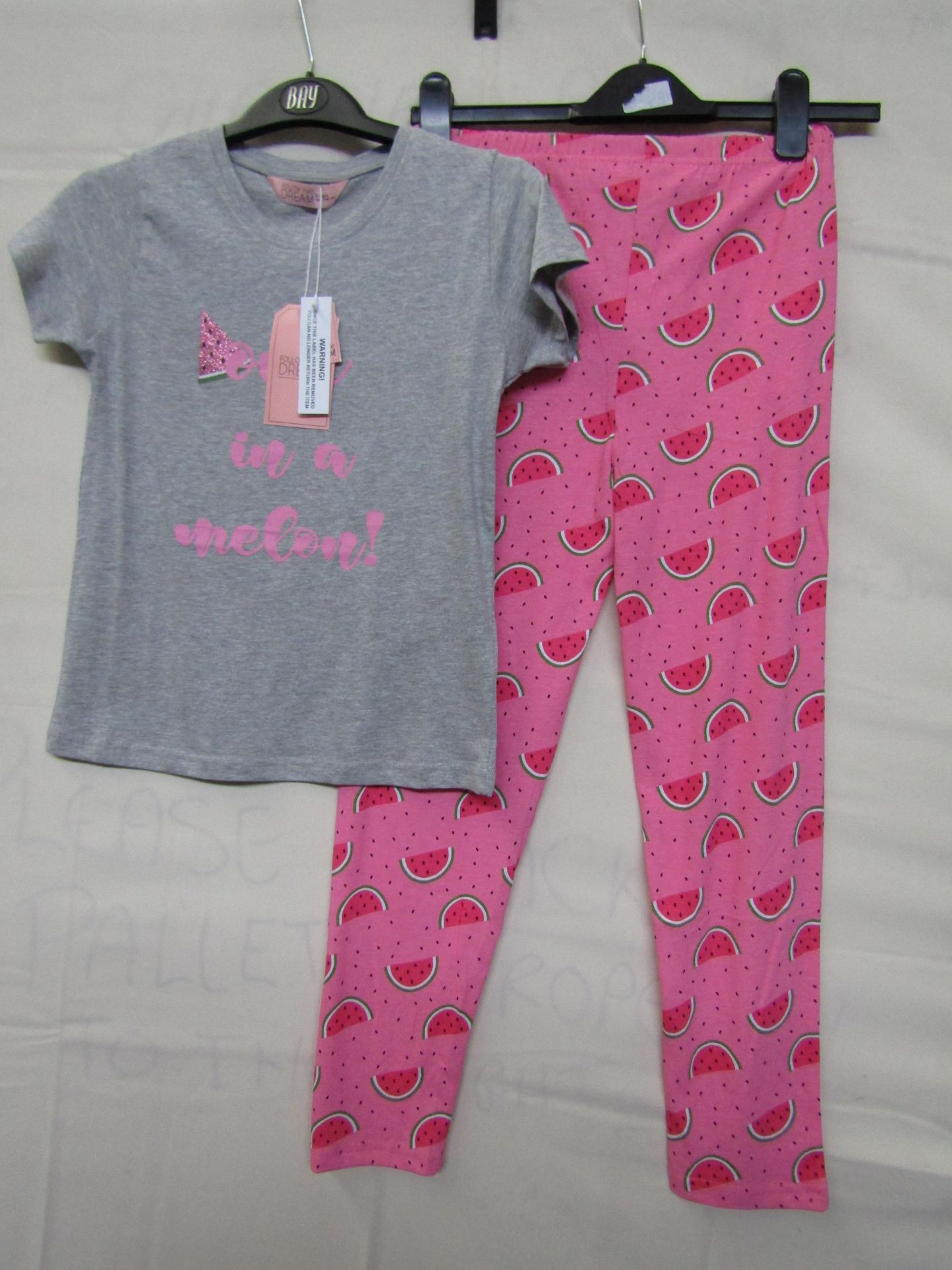 Follow That Dream Girls Jersey Fun Print Top & Leggings Pyjama Set Aged 9-10yrs New & Packaged