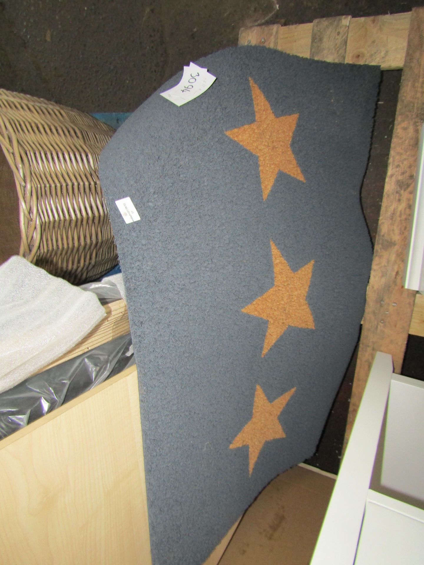 Cotswold Company Coir Large Doormat with 3 Stars RRP Â£25.00 (PLT COT-APM-A-3094) - This item