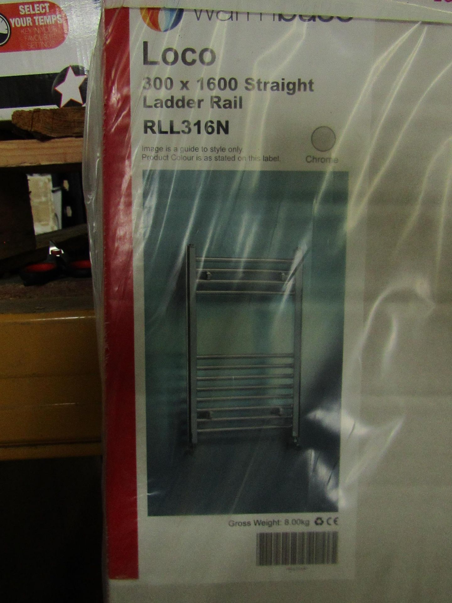 WarmBase - Loco Straight Ladder Rail Chrome - 300x1600mm - Unchecked & Boxed. - Viewing