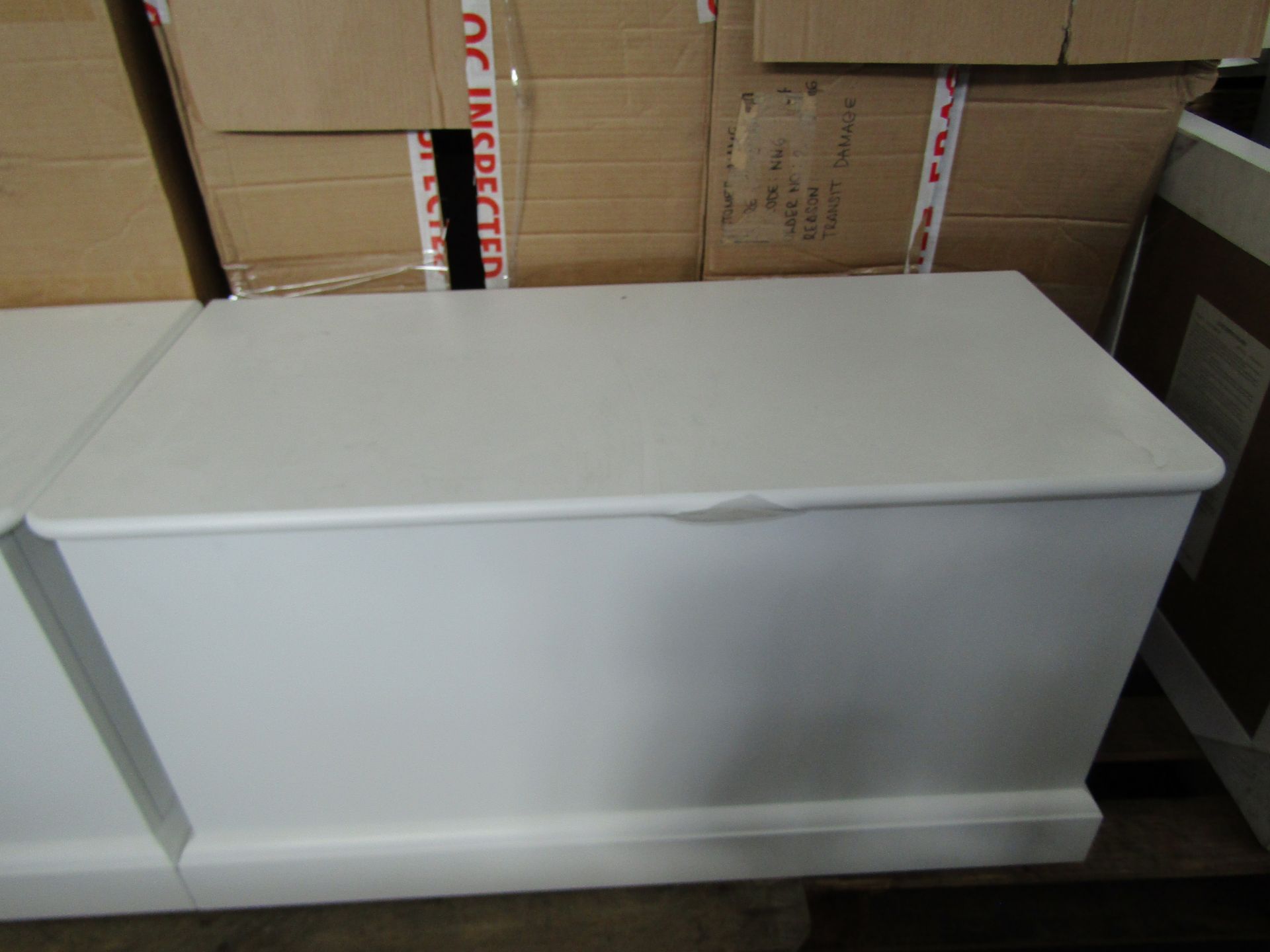 Cotswold Company Pensham Pure White Blanket Box RRP ¶œ195.00 - This item looks to be in good