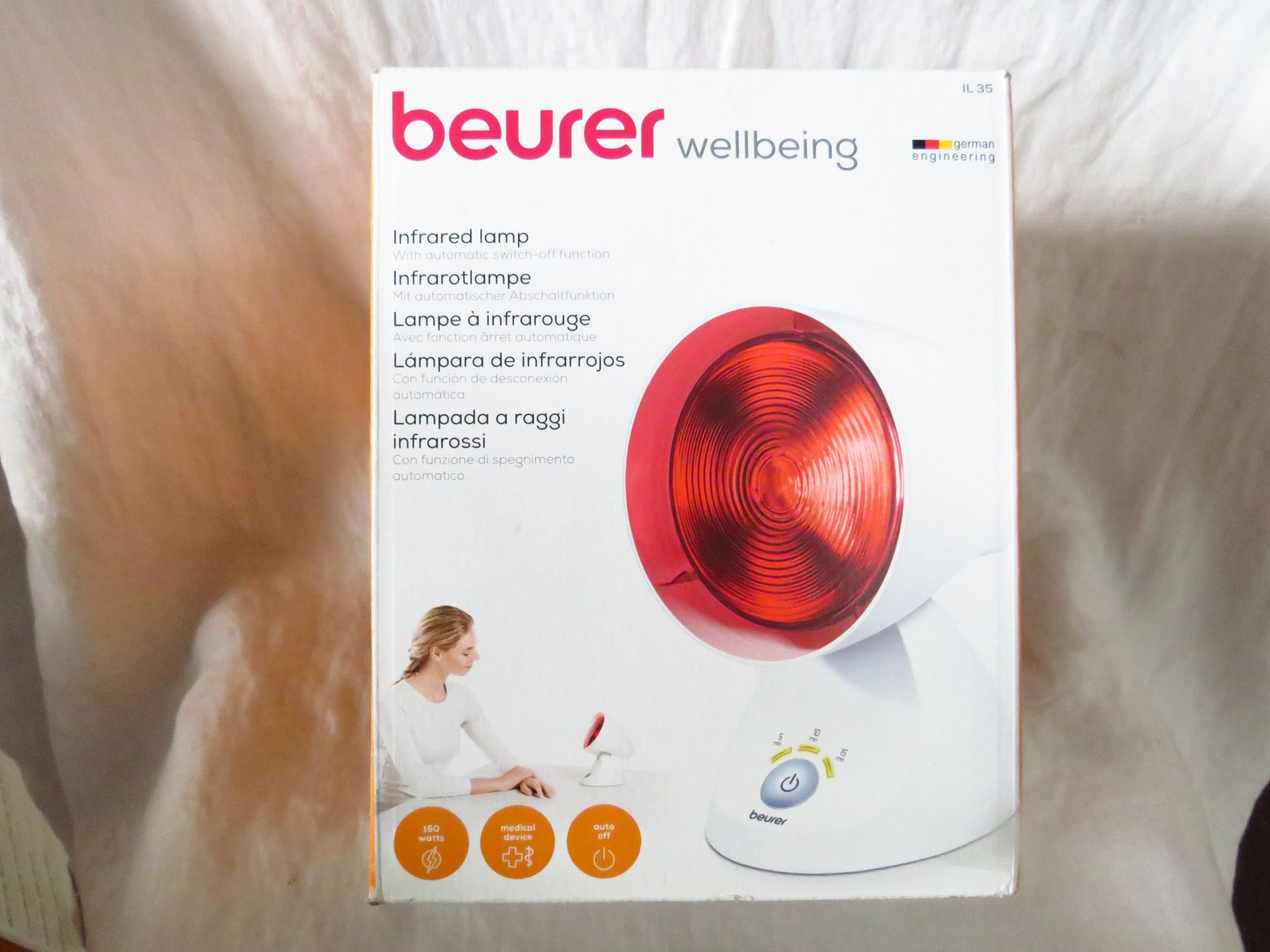 Beurer IL35 infrared lamp grade B but unchecked by us, boxed