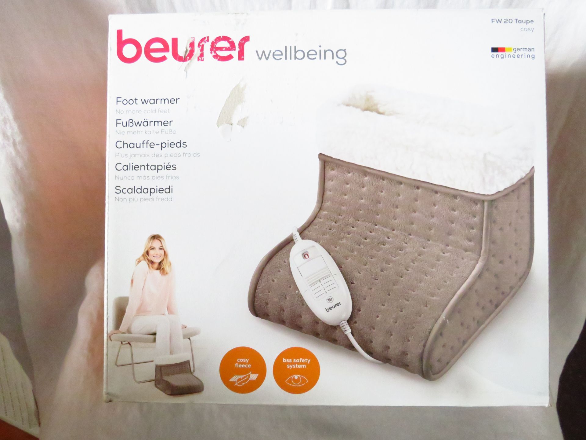 Beurer FW20 foot warmer, grade B but unchecked by us, boxed