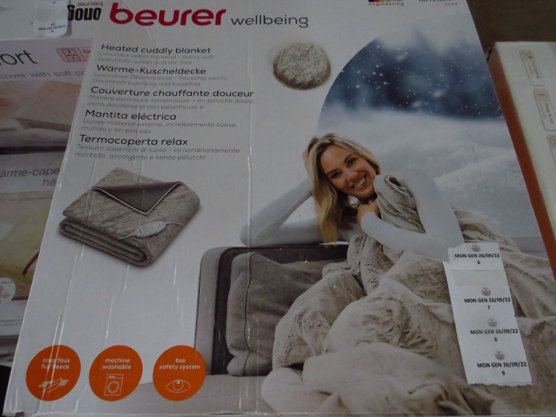 Beurer HD75 Heated Blanket in Nordic cosy, grade B but unchecked by us, boxed