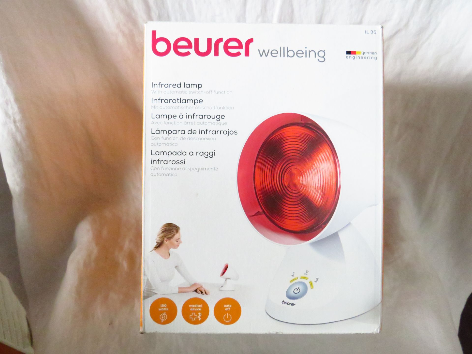 Beurer IL35 infrared lamp grade B but unchecked by us, boxed