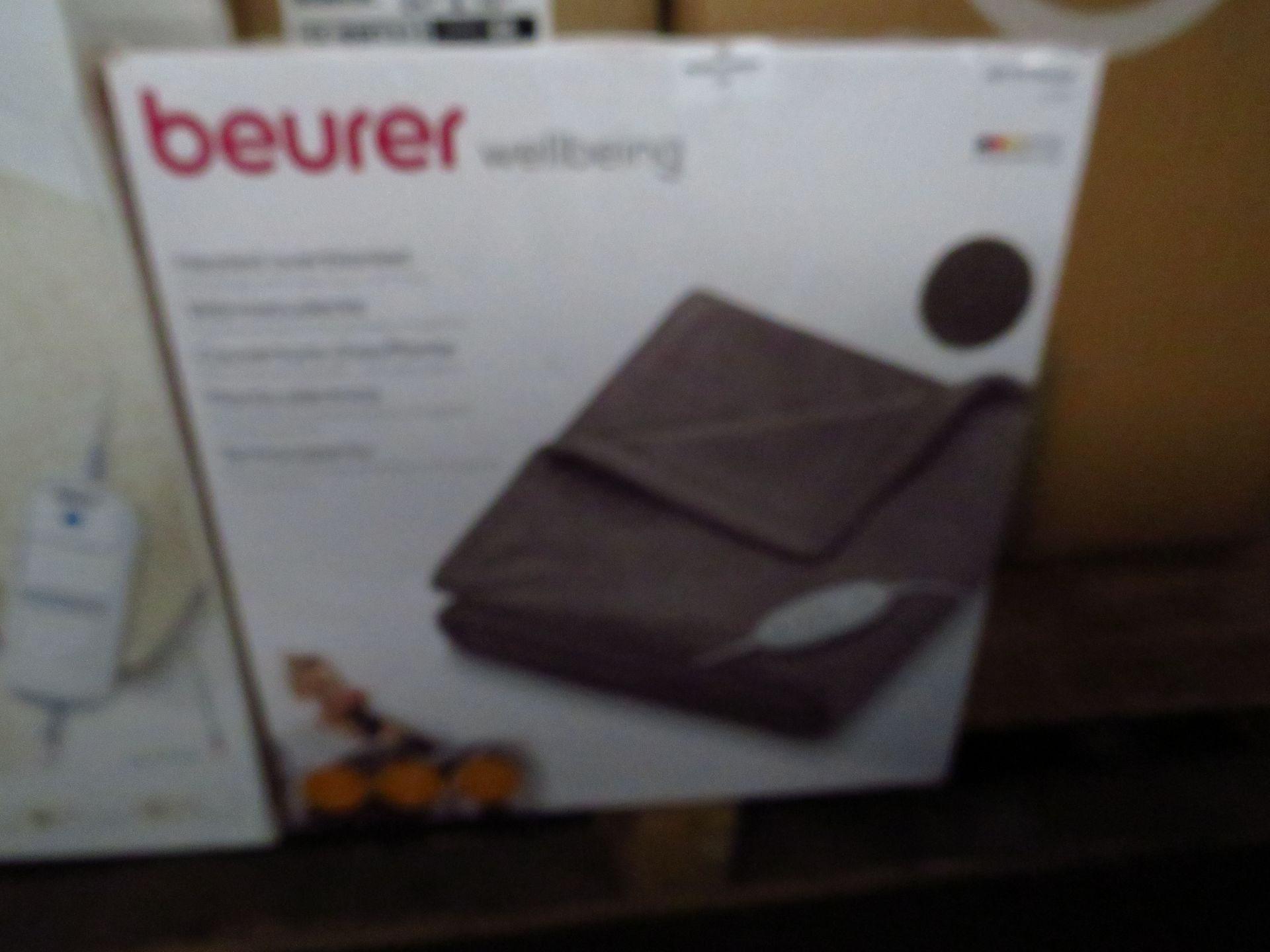 Beurer HD75 Heated Blanket in taupe, grade B but unchecked by us, boxed