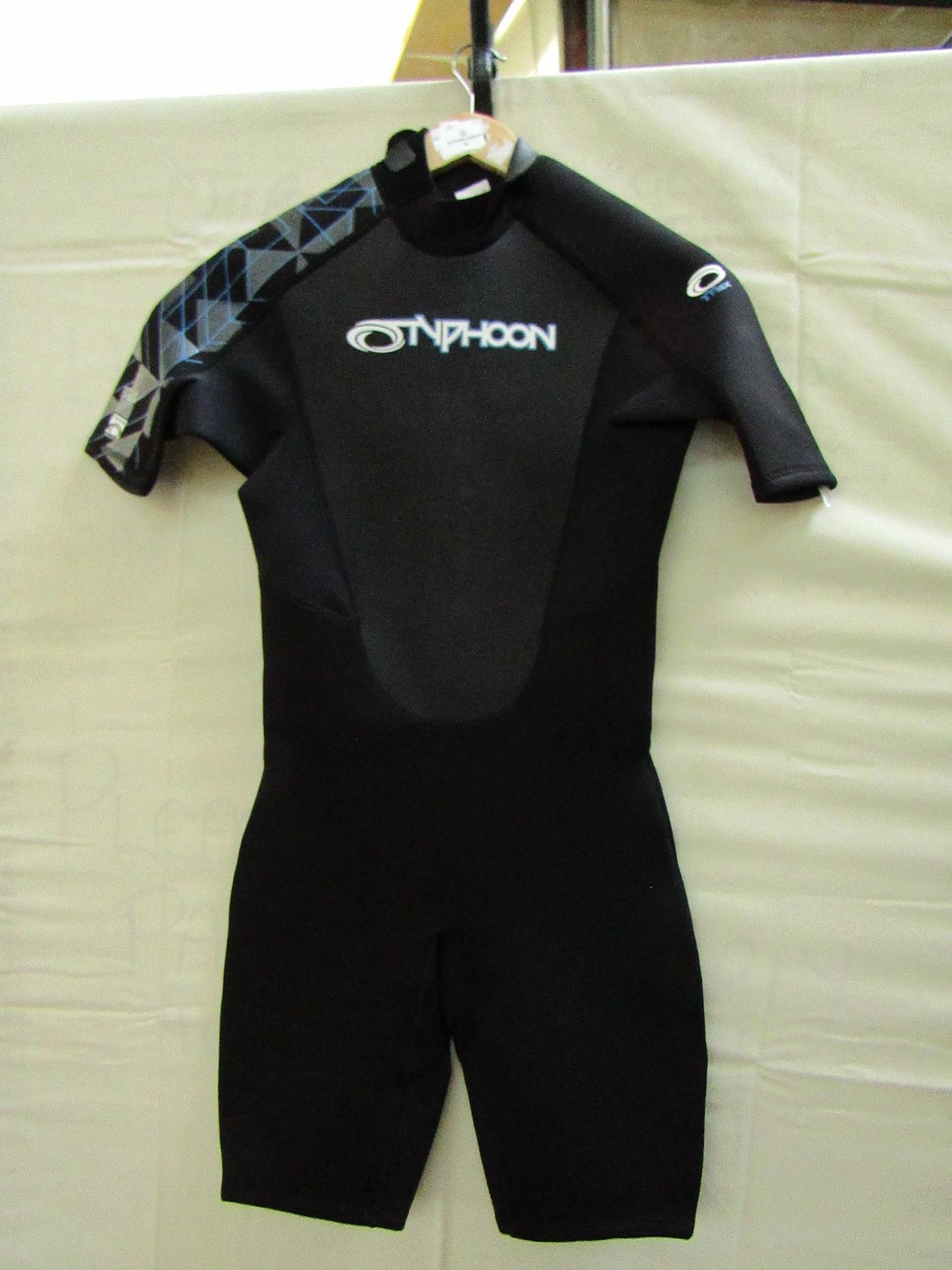 Typhoon storm 3mm shortie wetsuit, new size S