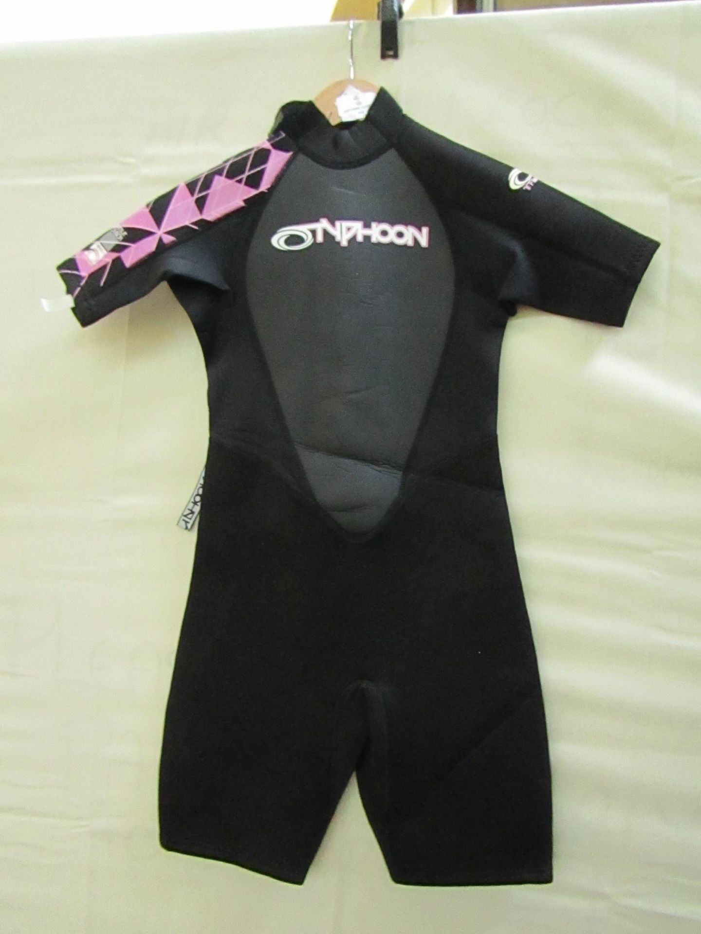 Typhoon Girls Storm 3mm shortie wetsuit, new with tag, size JM