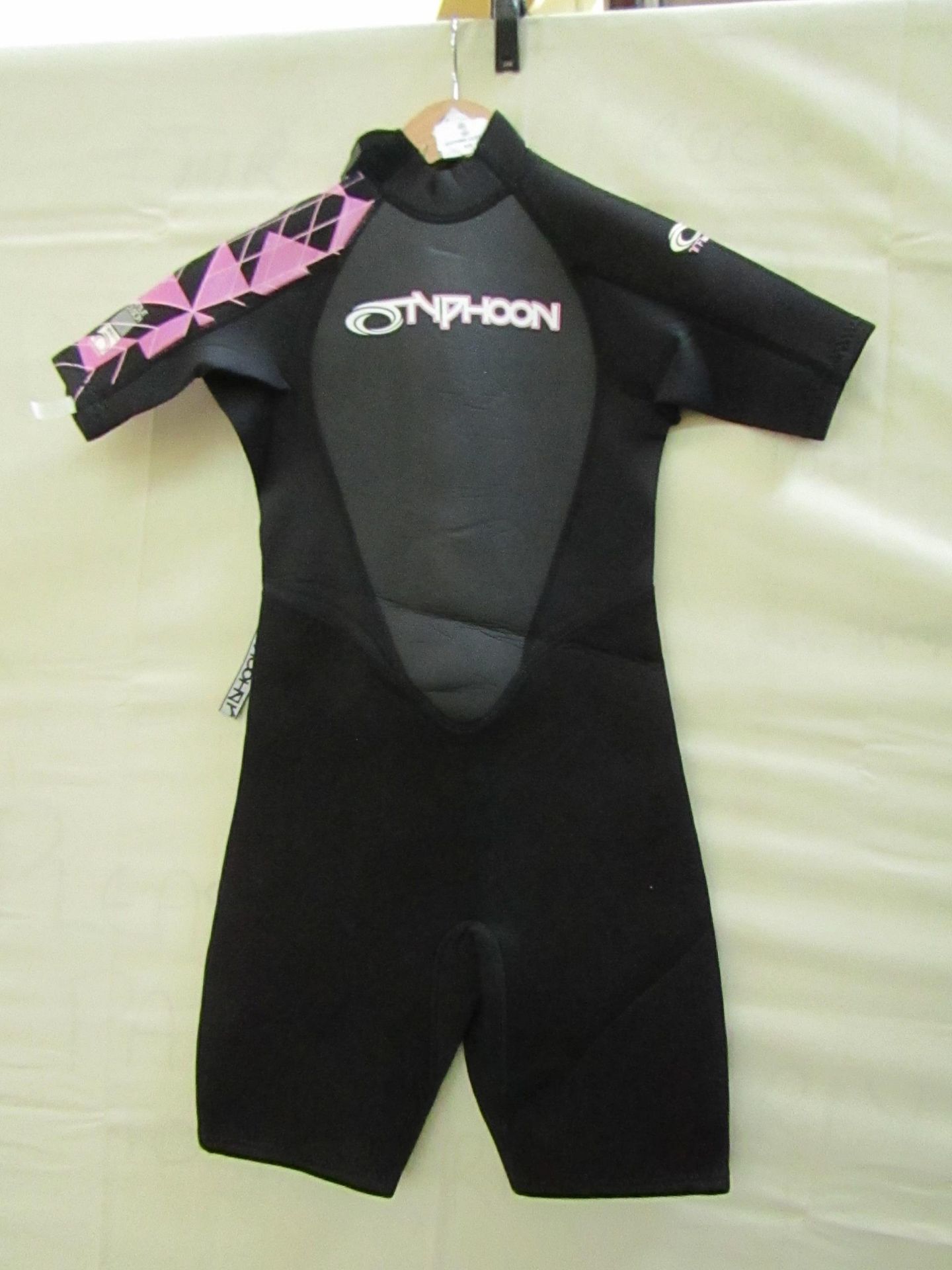 Typhoon Girls Storm 3mm shortie wetsuit, new with tag, size JL