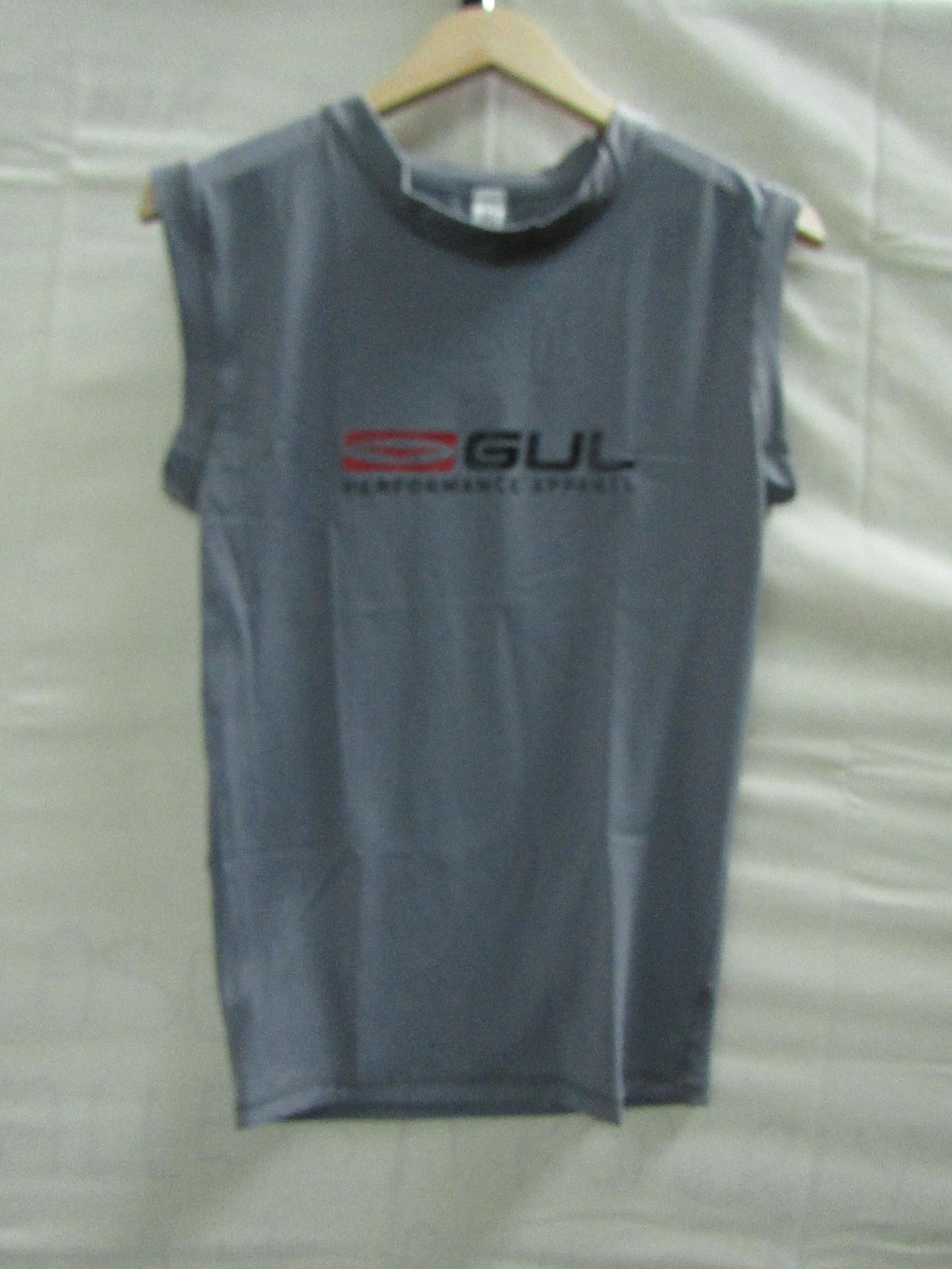 Gul rash guard top, size Medium, new