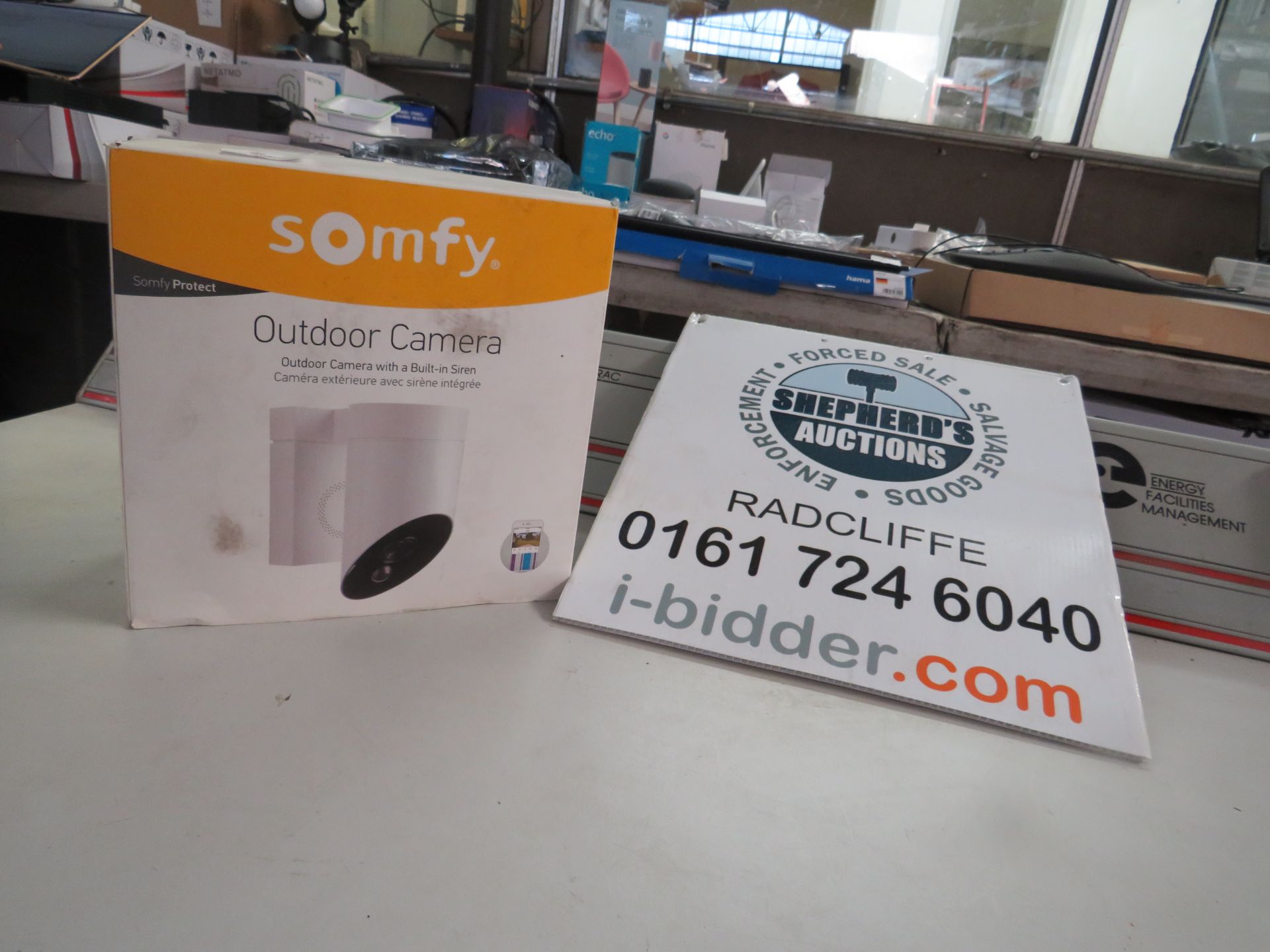 Somfy Outdoor camera with siren built in, unchecked as it would need wiring in, comes in original