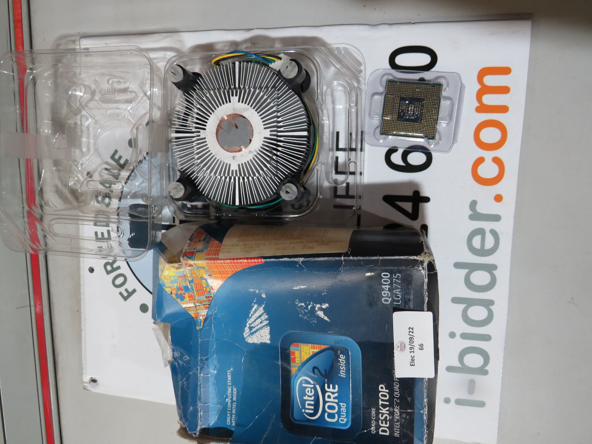 Intel Core Quad 2 inside desktop processor Q9400, untested in damaged boxed.