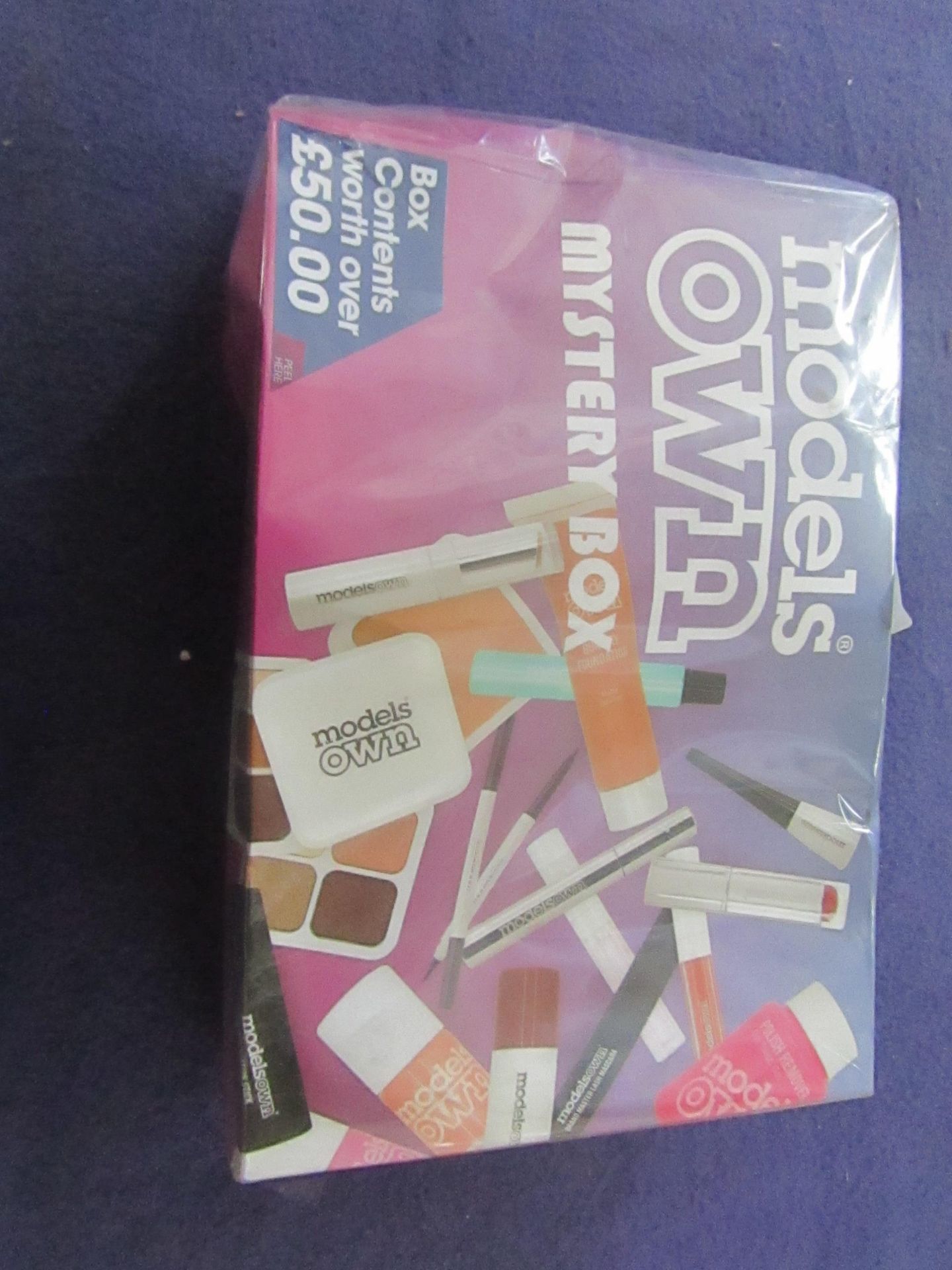 ModelsOwn - Makeup Mystery Box ( Worth Over œ50 ) - Unused & Boxed.